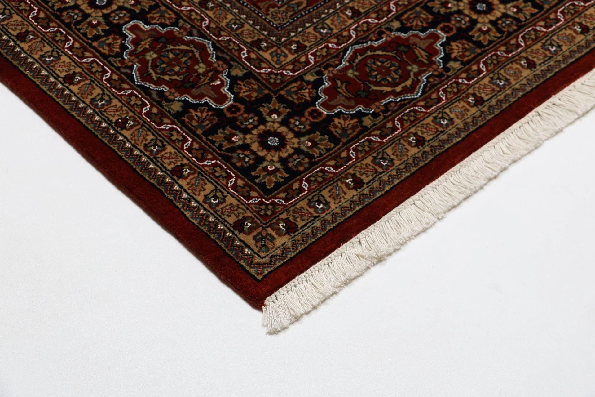 Handgeknüpfter Ghom Orientteppich 196 × 254 cm