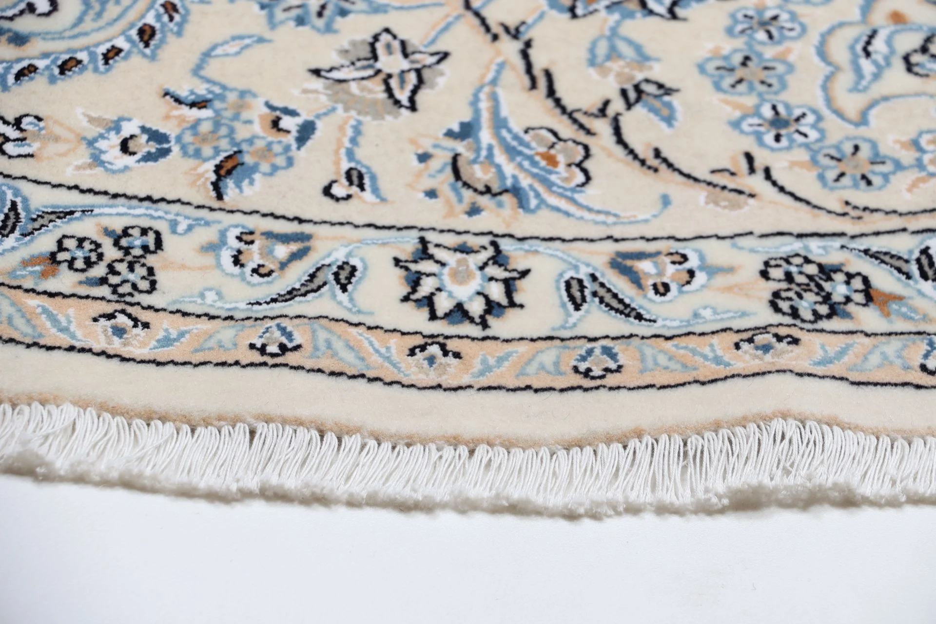 Nain Perserteppich aus Iran, 250 × 250 cm