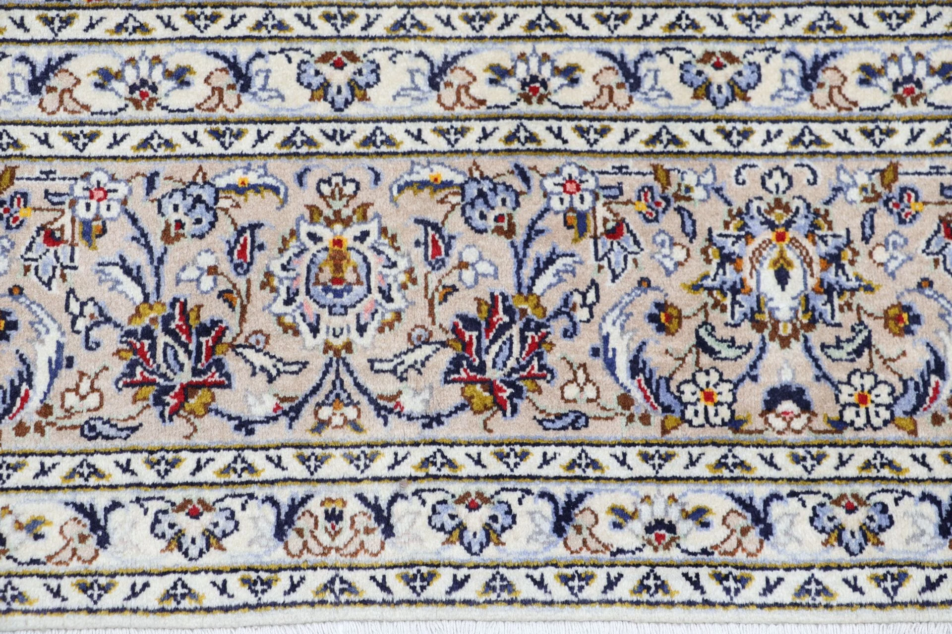 Kashan Perserteppich 240 × 340 cm aus Wolle, handgeknüpft