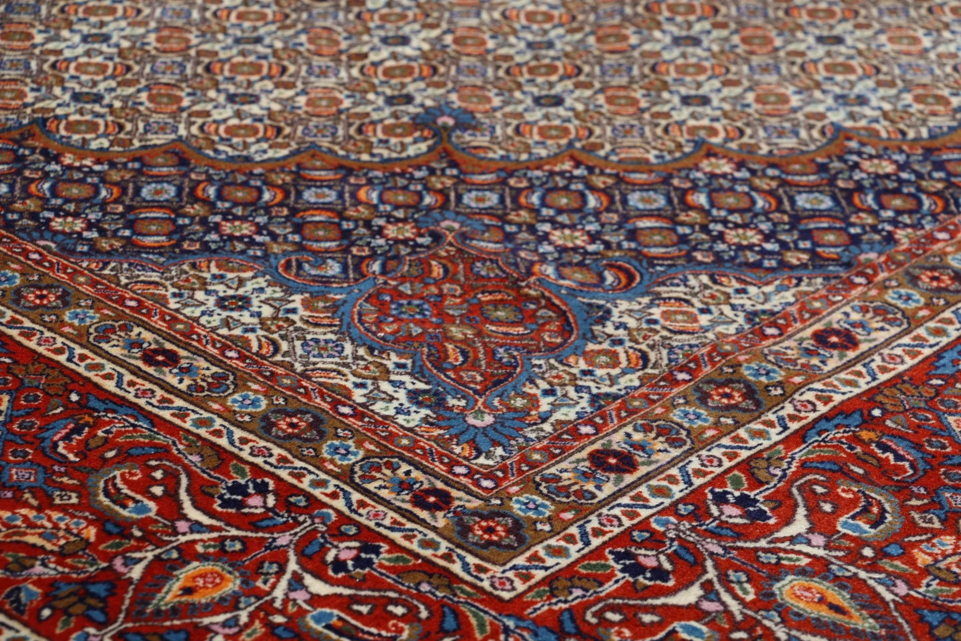 Handgeknüpfter Moud Perserteppich 253 × 352 cm