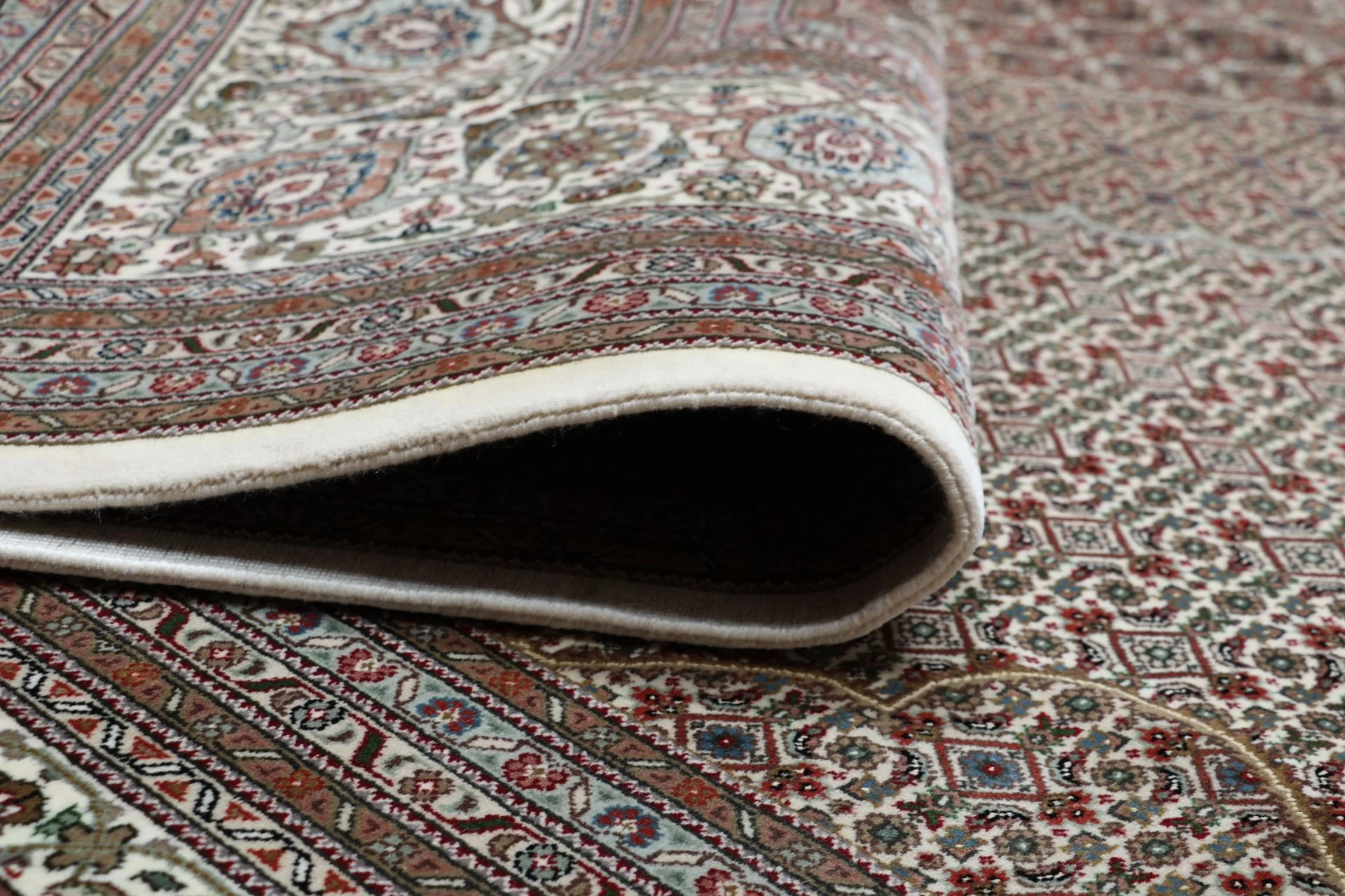 Handgeknüpfter Täbriz Orientteppich 299 × 391 cm