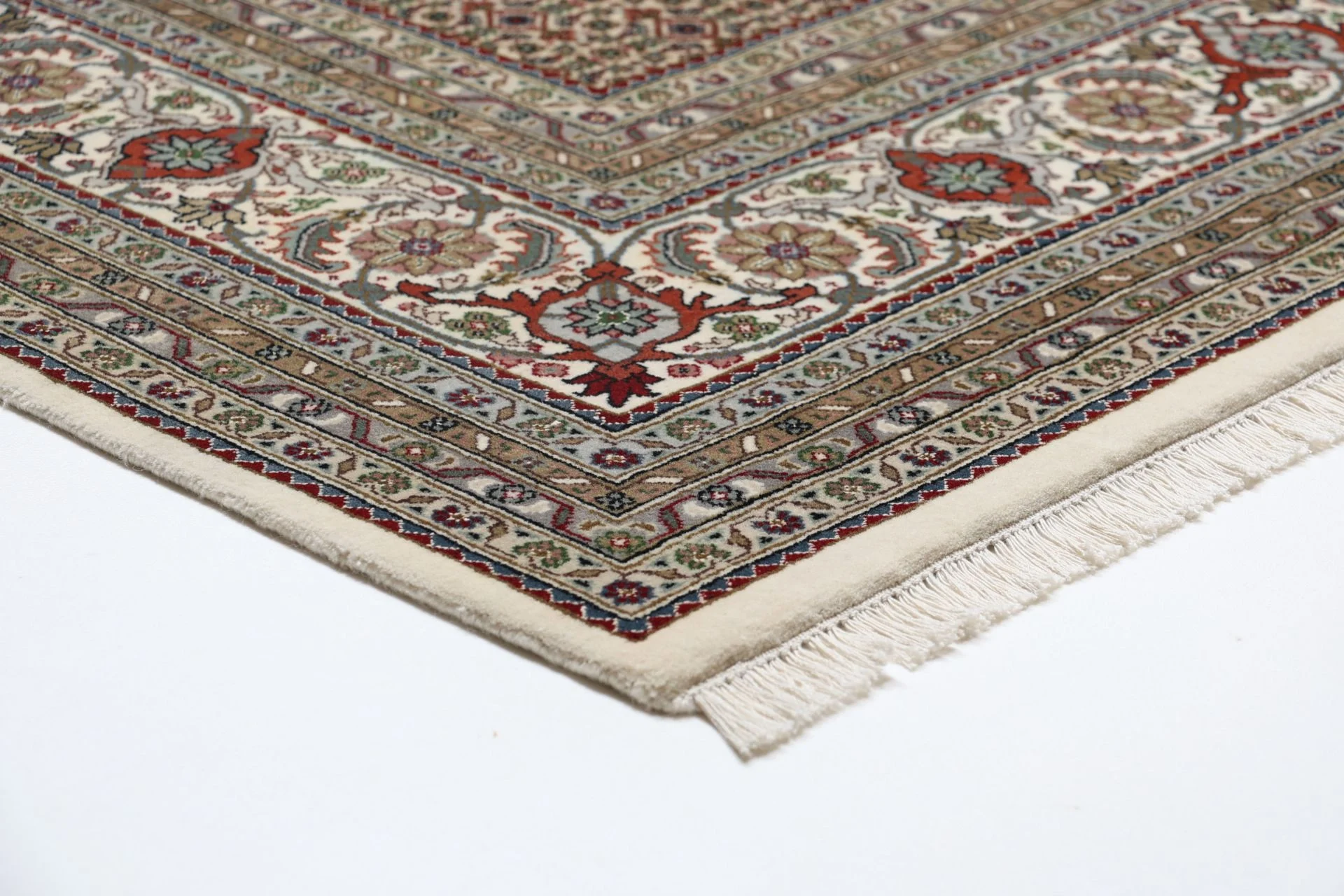 Handgeknüpfter Täbriz Orientteppich 250 × 354 cm