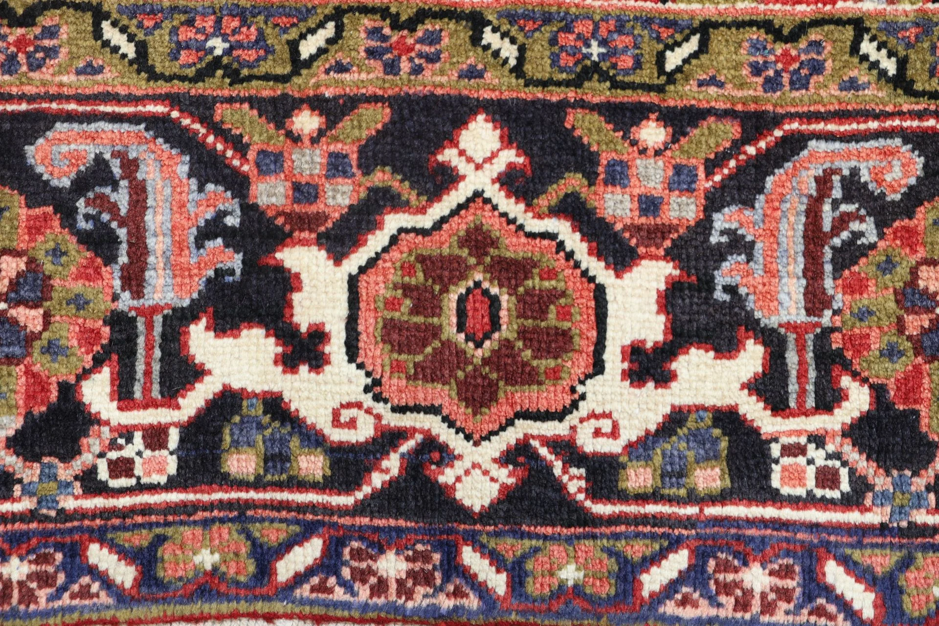 Heriz Perserteppich 247 × 330 cm aus Wolle, handgeknüpft