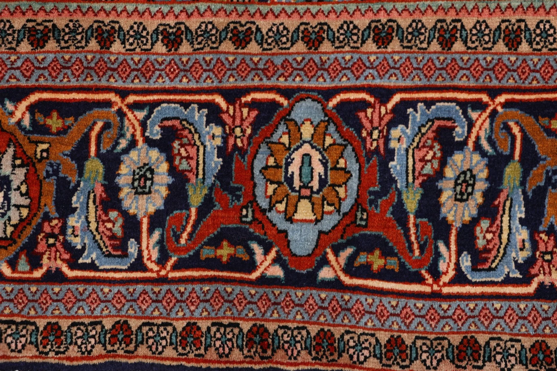 Handgeknüpfter Bijar Perserteppich 235 × 340 cm