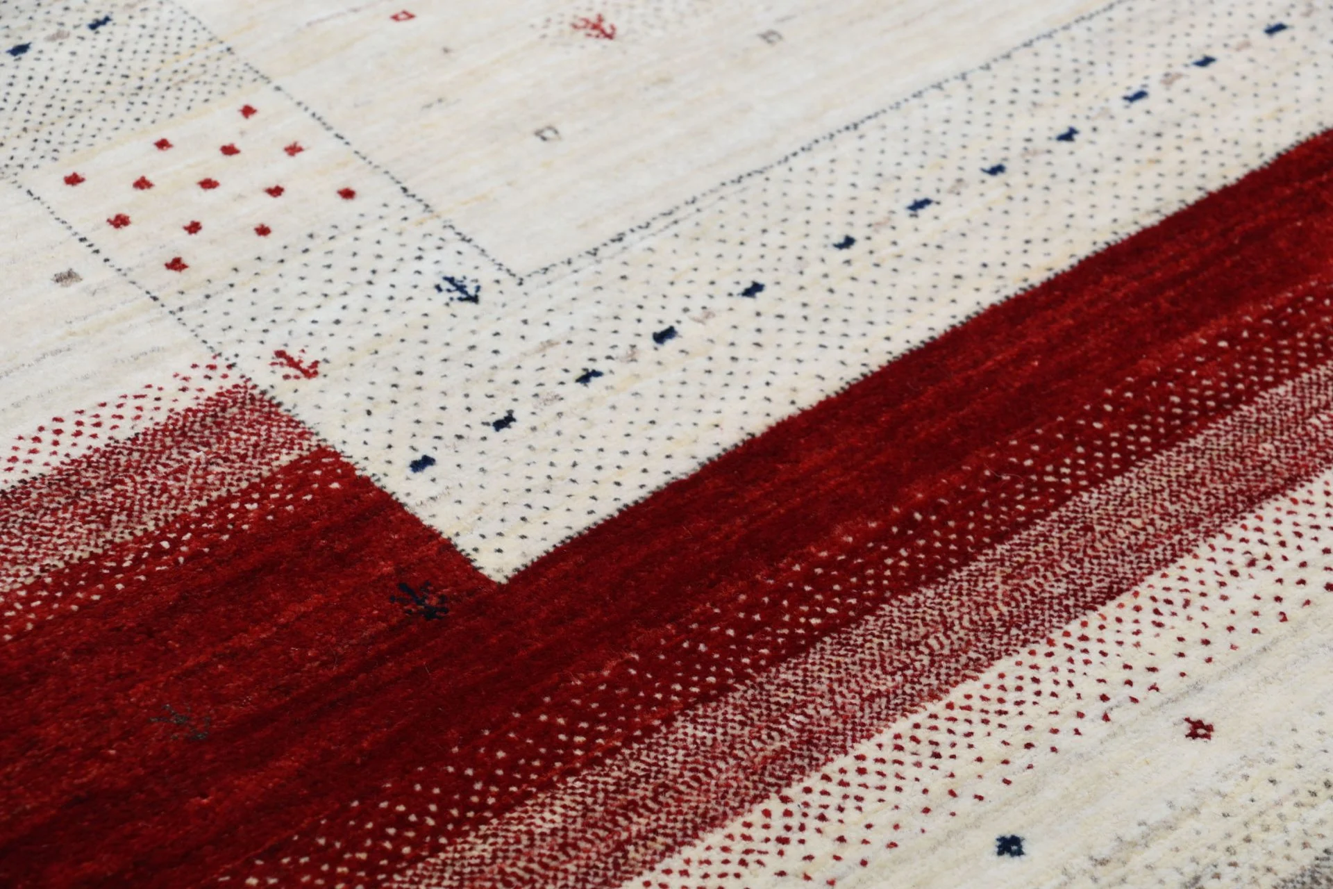 Handgeknüpfter Loribaft Orientteppich 201 × 300 cm