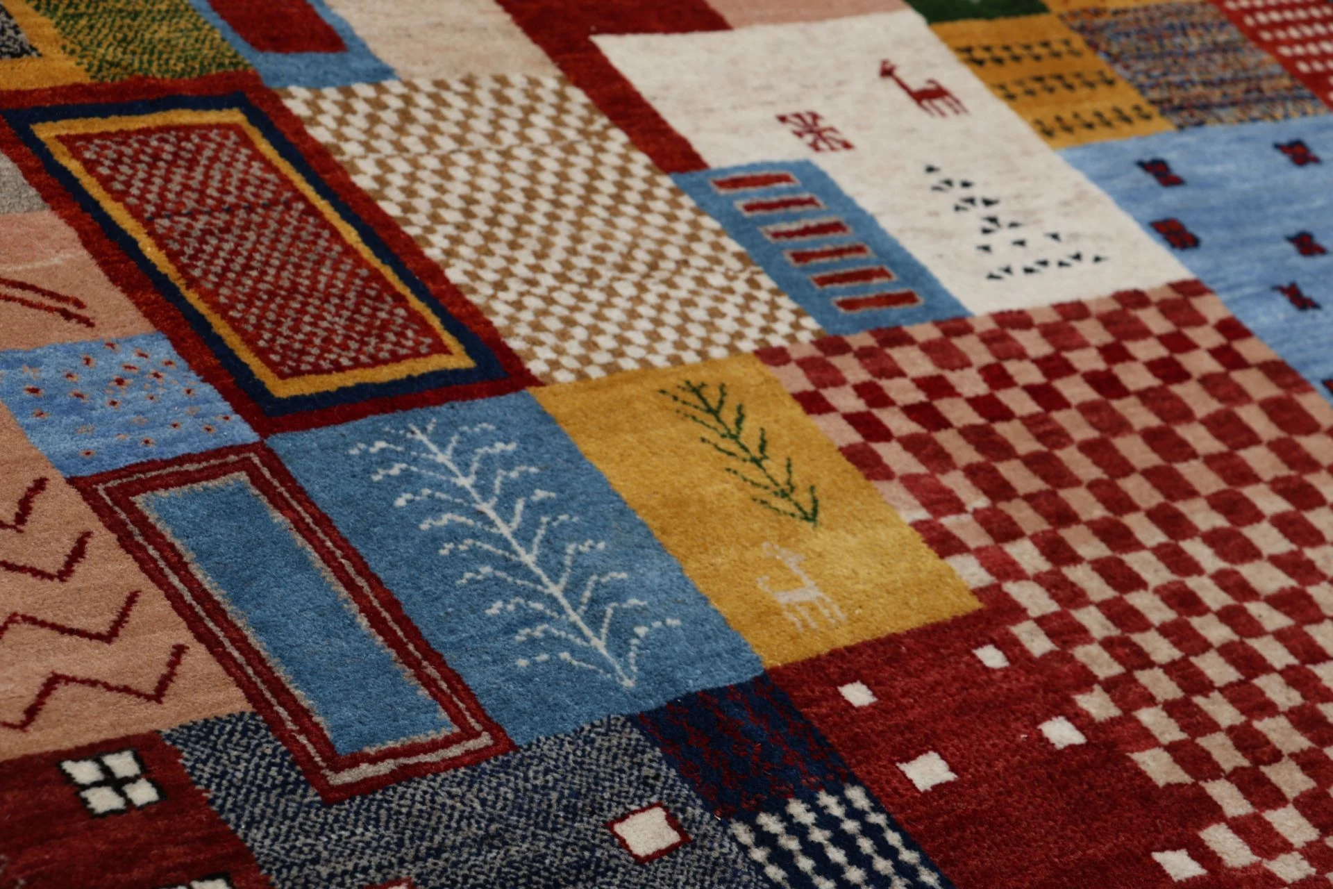 Loribaft Orientteppich 195 × 308 cm aus Wolle, handgeknüpft