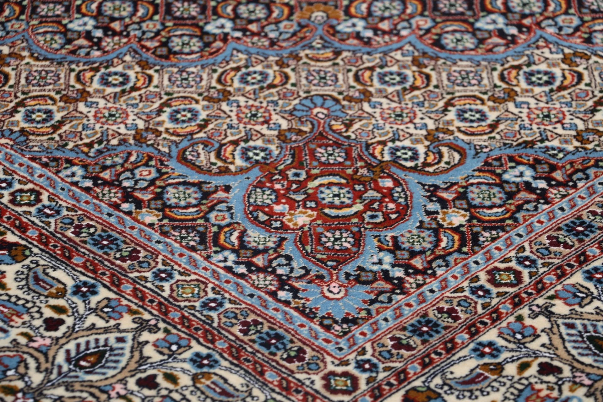 Moud Perserteppich aus Iran, 202 × 295 cm