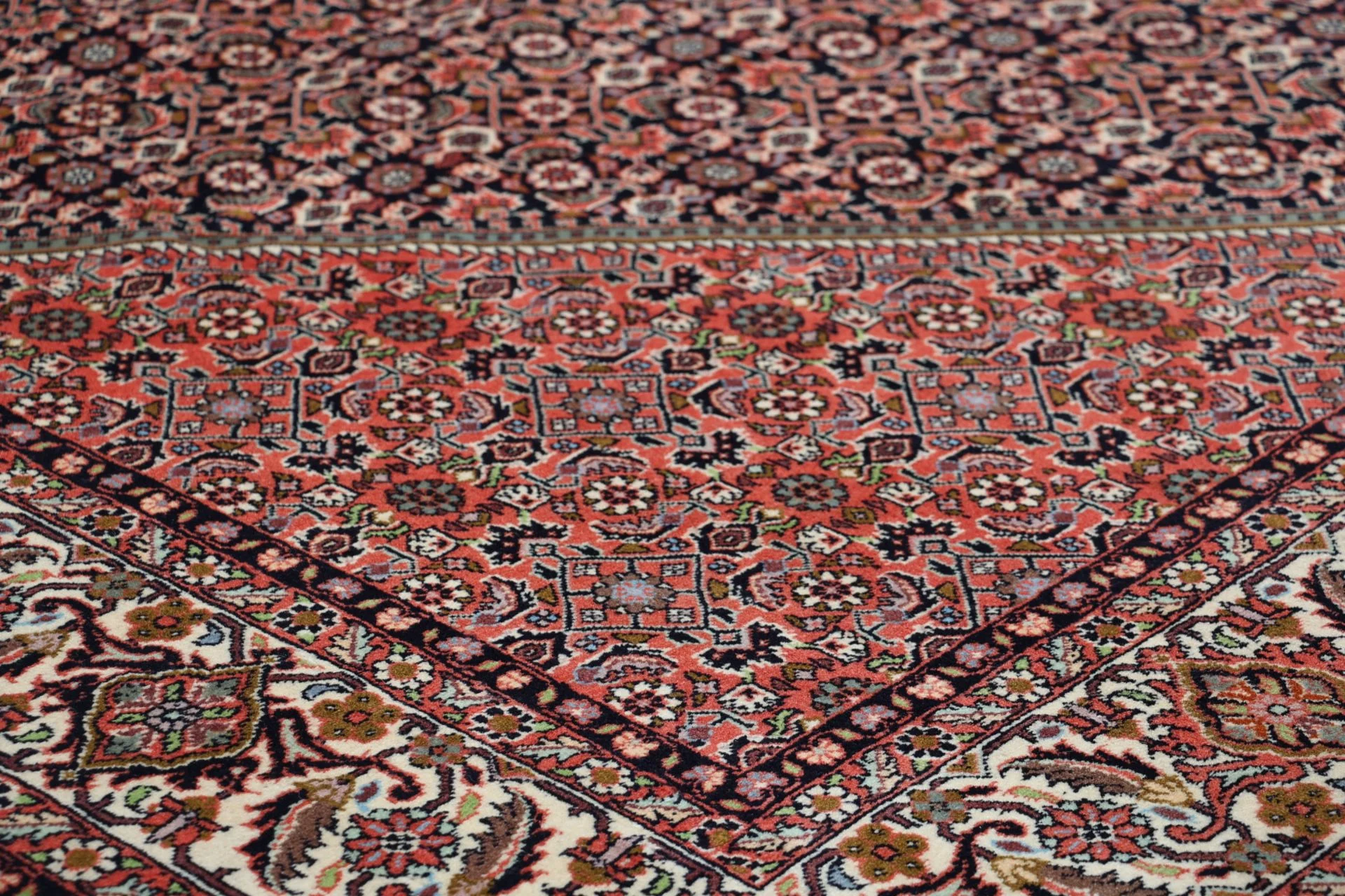 Bijar Perserteppich aus Iran, 204 × 307 cm