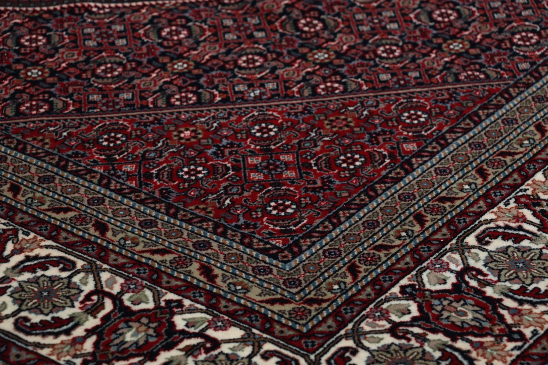 Bijar Orientteppich aus Indien, 251 × 306 cm