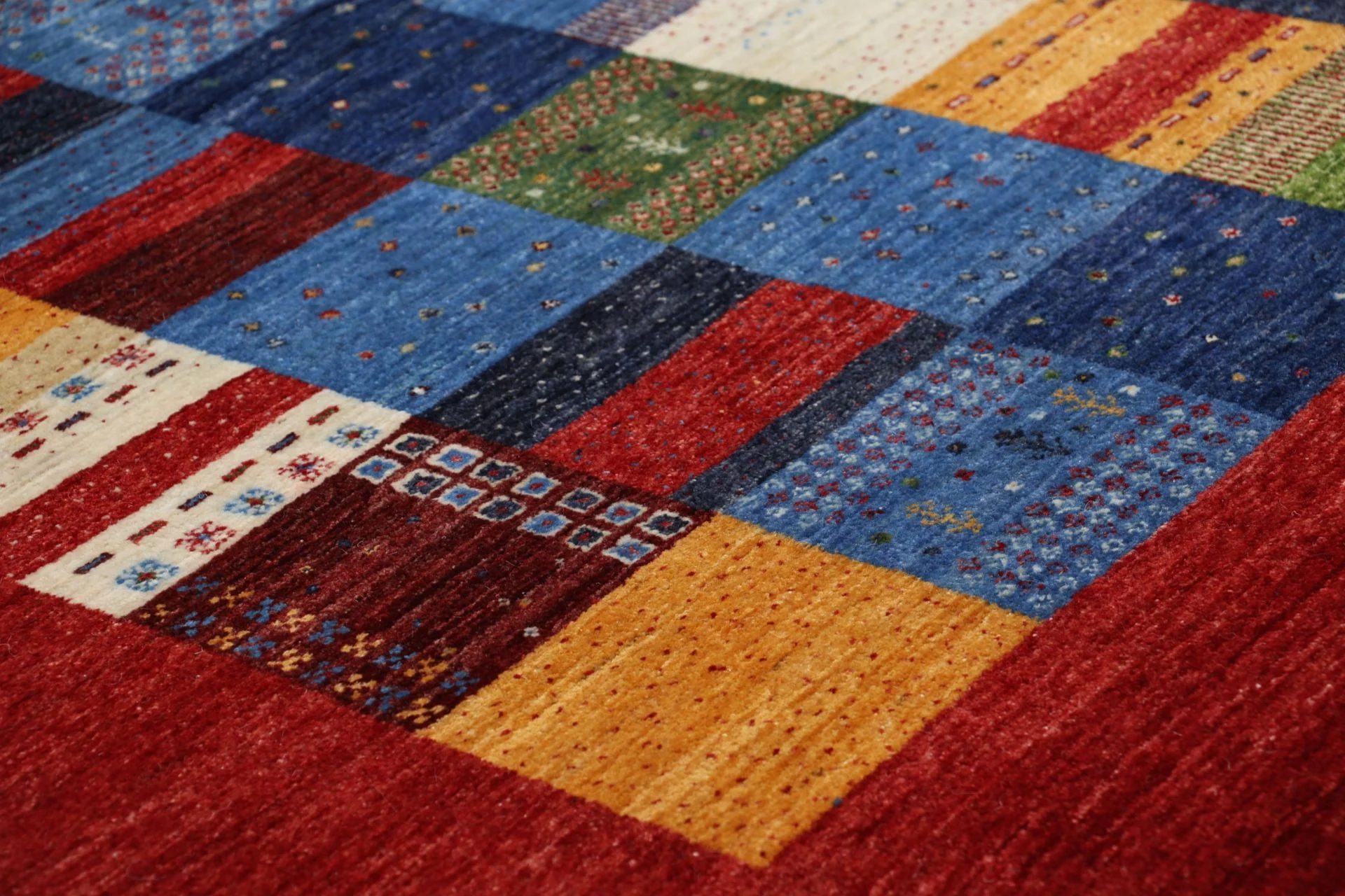Handgeknüpfter Loribaft Orientteppich 253 × 349 cm