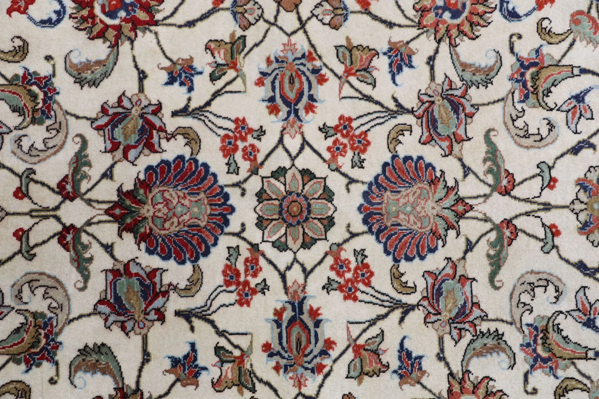 Handgeknüpfter Ghom Perserteppich 177 × 244 cm