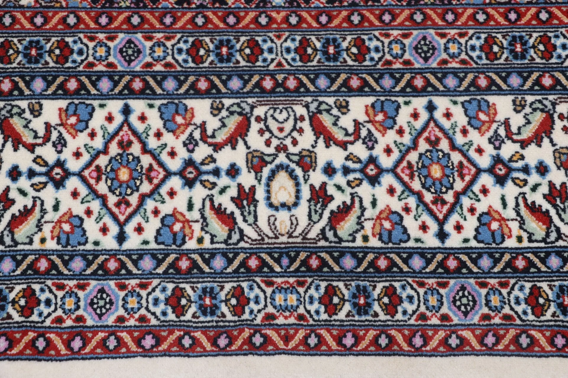 Moud Perserteppich aus Iran, 165 × 245 cm