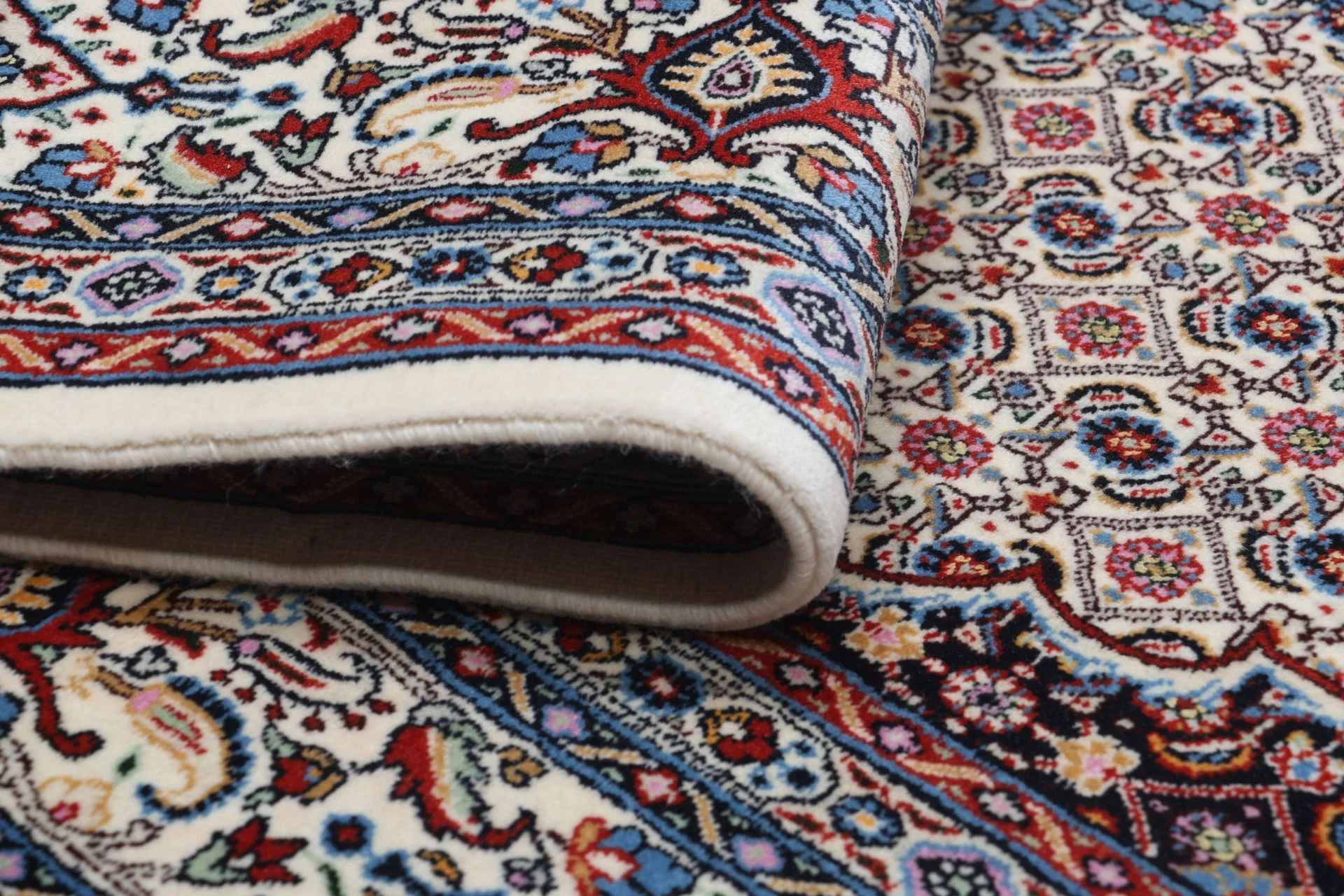 Moud Perserteppich aus Iran, 165 × 245 cm