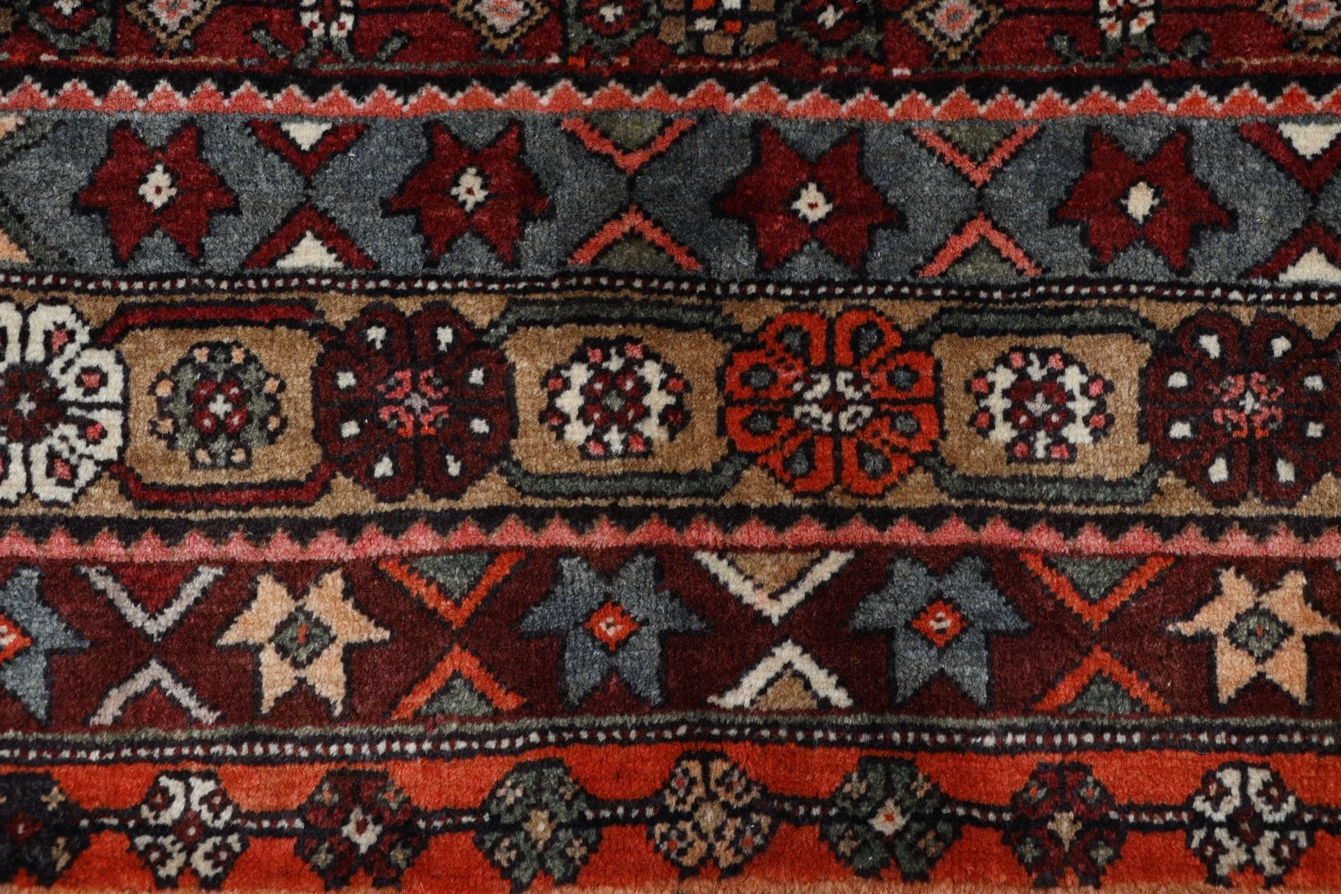 Bijar Perserteppich 203 × 300 cm aus Wolle, handgeknüpft