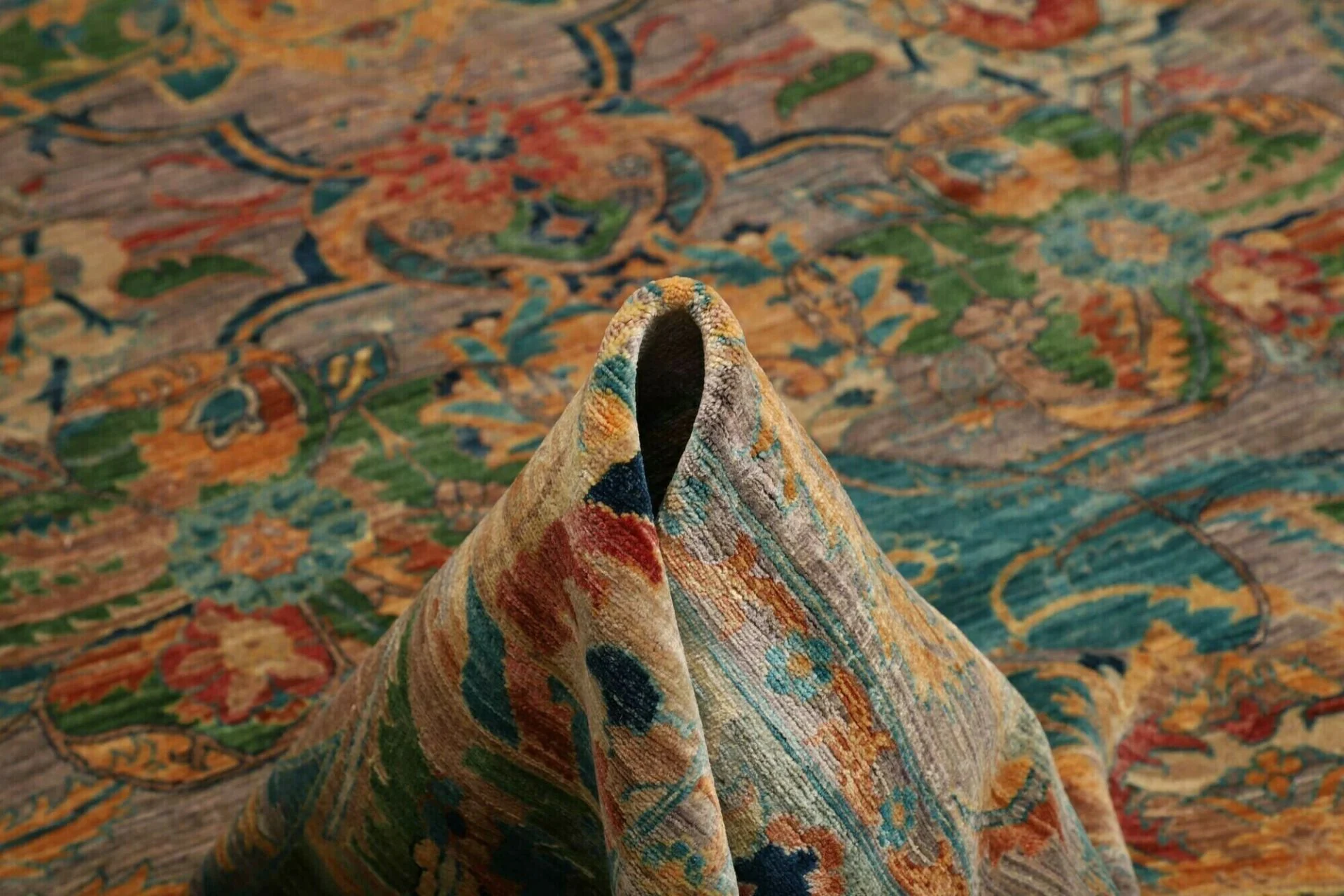 Handgeknüpfter Samarkand Orientteppich 246 × 303 cm