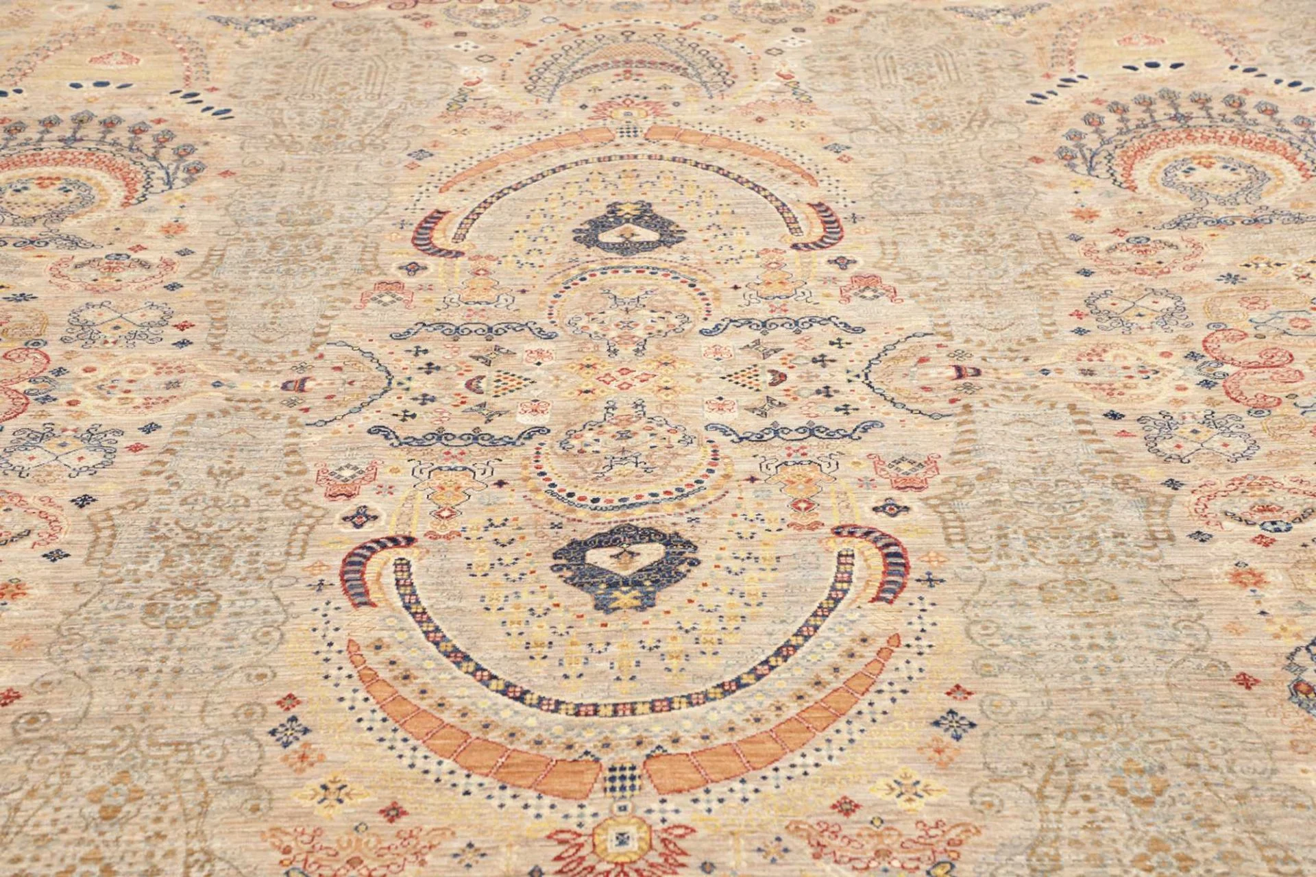 Samarkand Orientteppich aus Pakistan, 243 × 303 cm