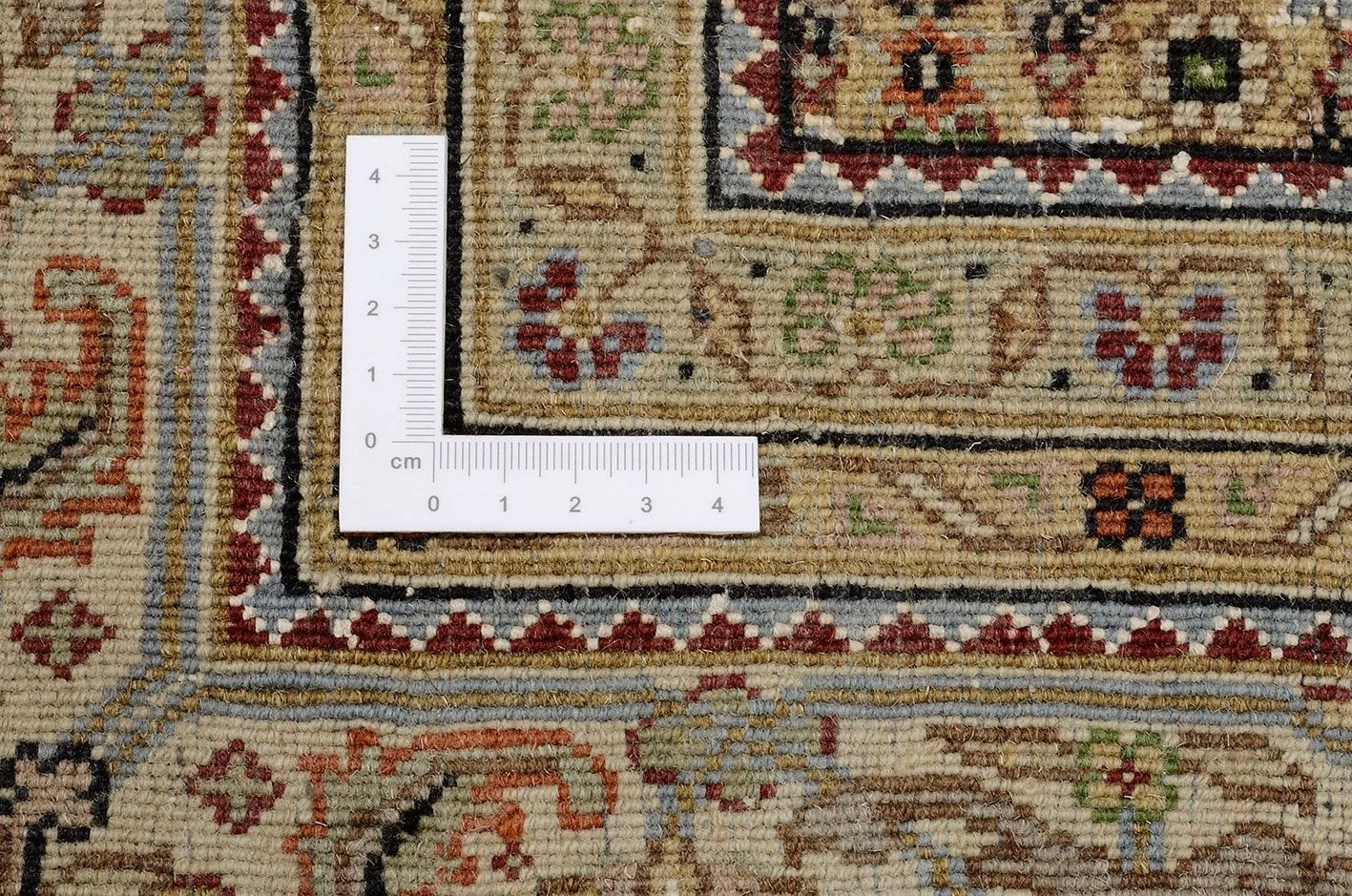 Handgeknüpfter Täbriz Orientteppich 173 × 248 cm