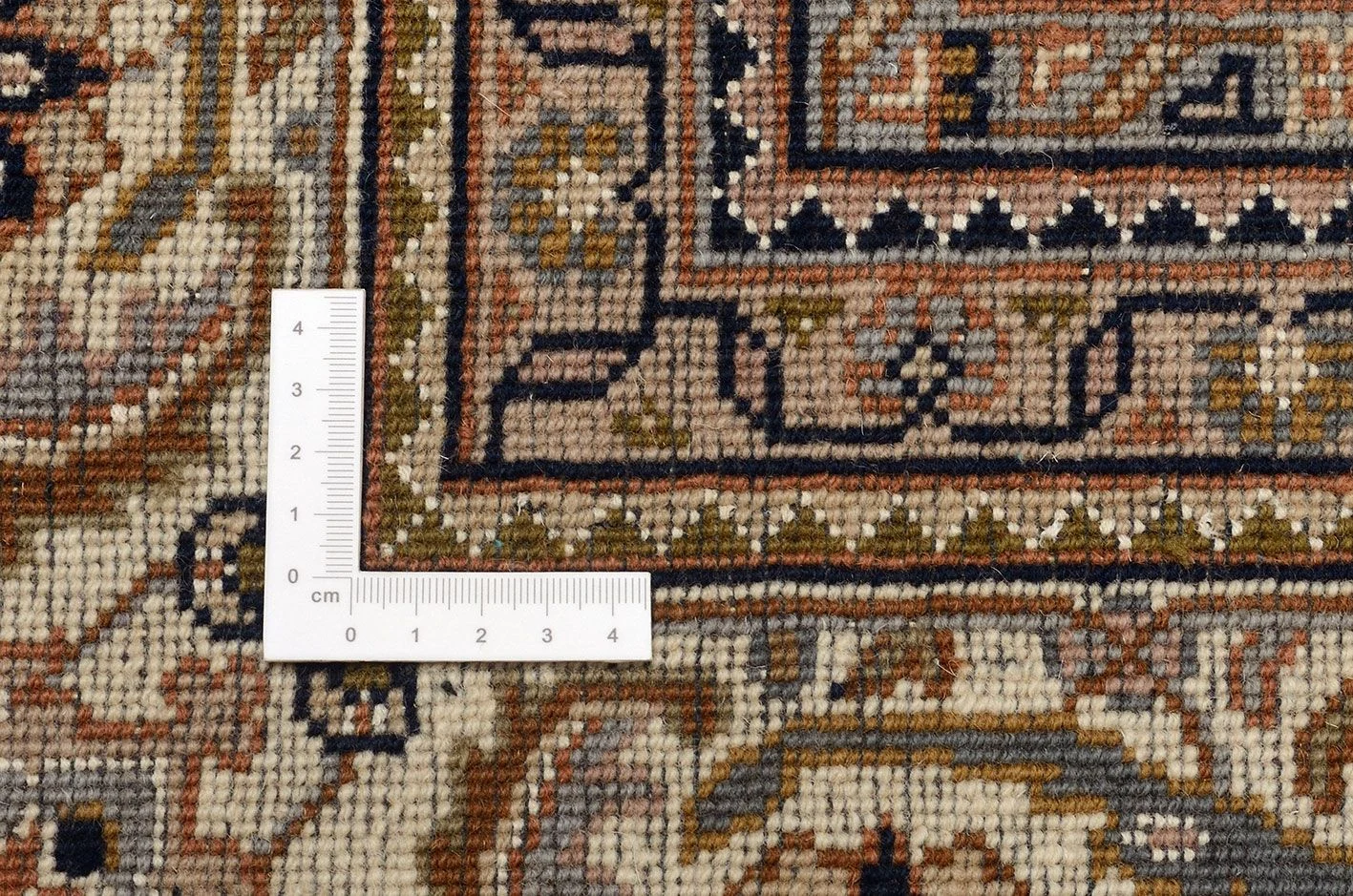 Täbriz Orientteppich aus Indien, 250 × 297 cm