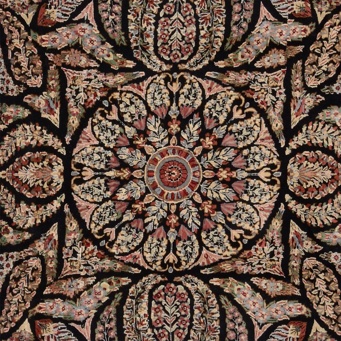 Handgeknüpfter Isfahan Orientteppich 254 × 352 cm
