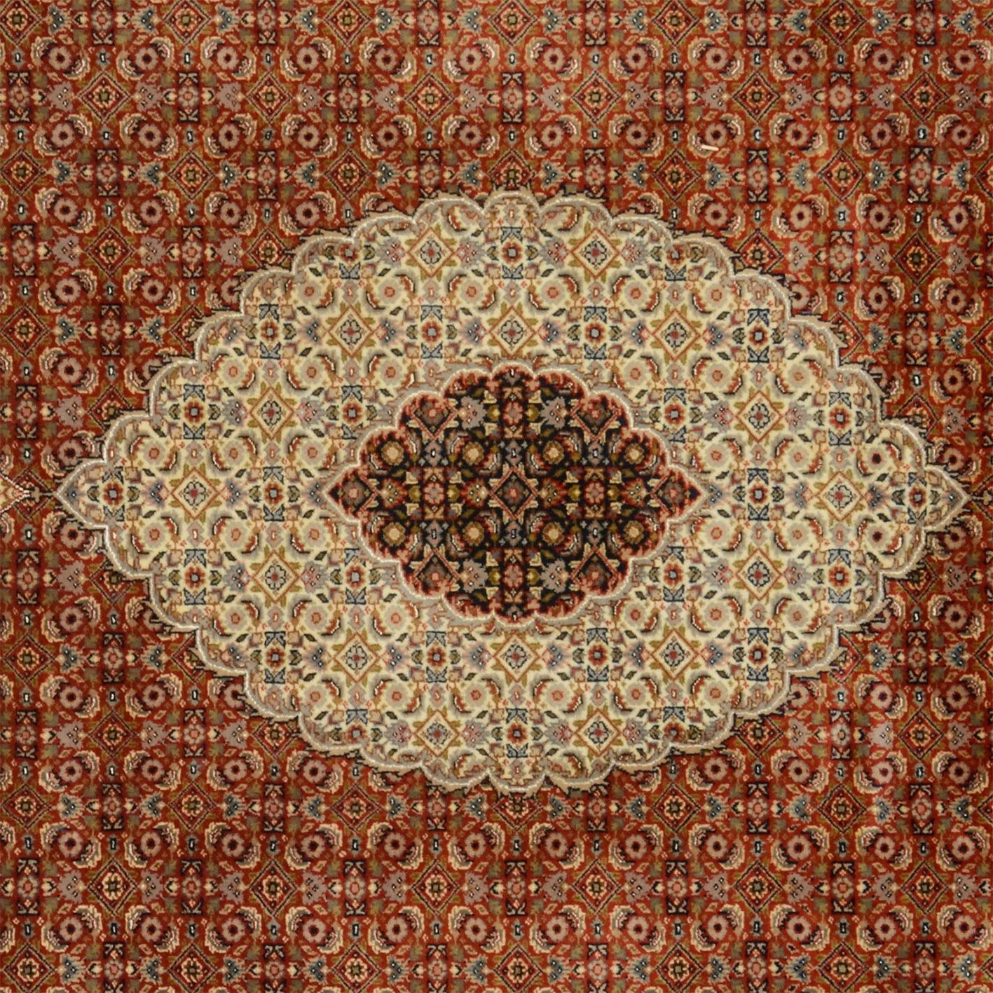 Täbriz Orientteppich 247 × 350 cm aus Wolle, handgeknüpft