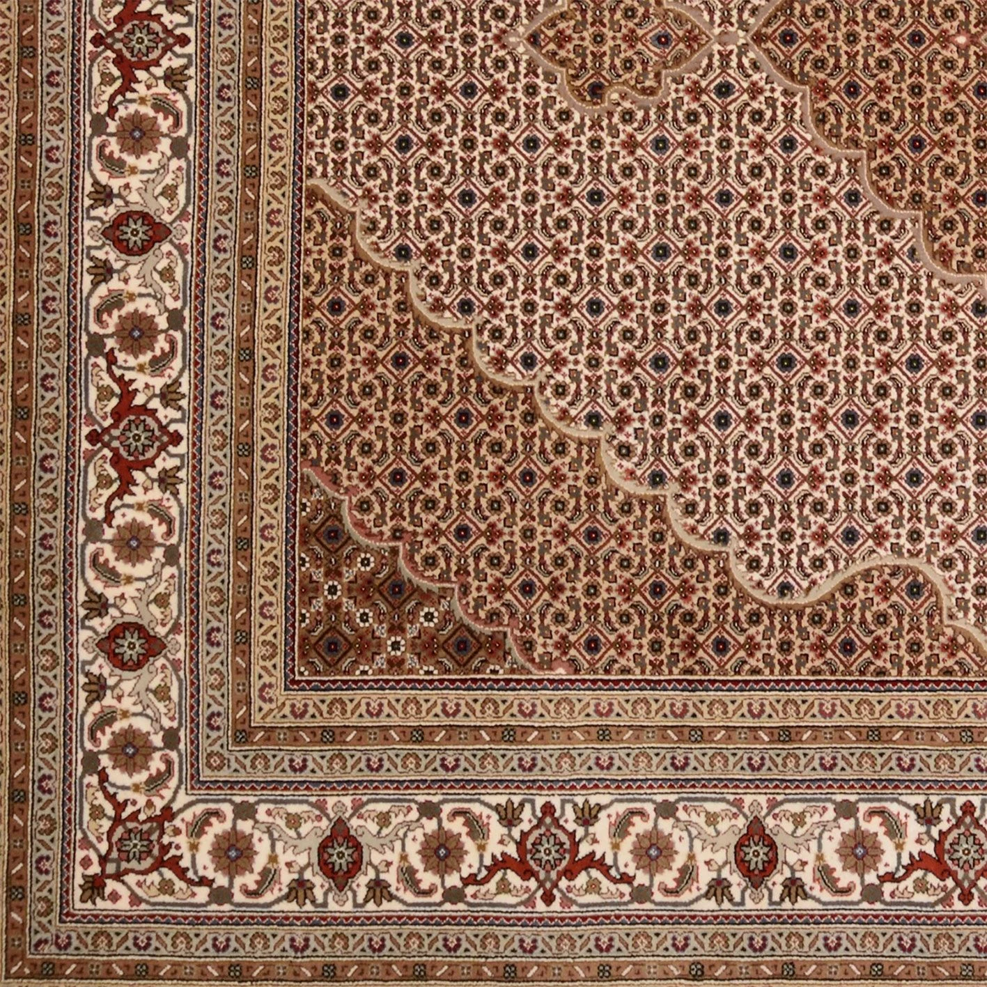 Täbriz Orientteppich 249 × 305 cm aus Wolle, handgeknüpft