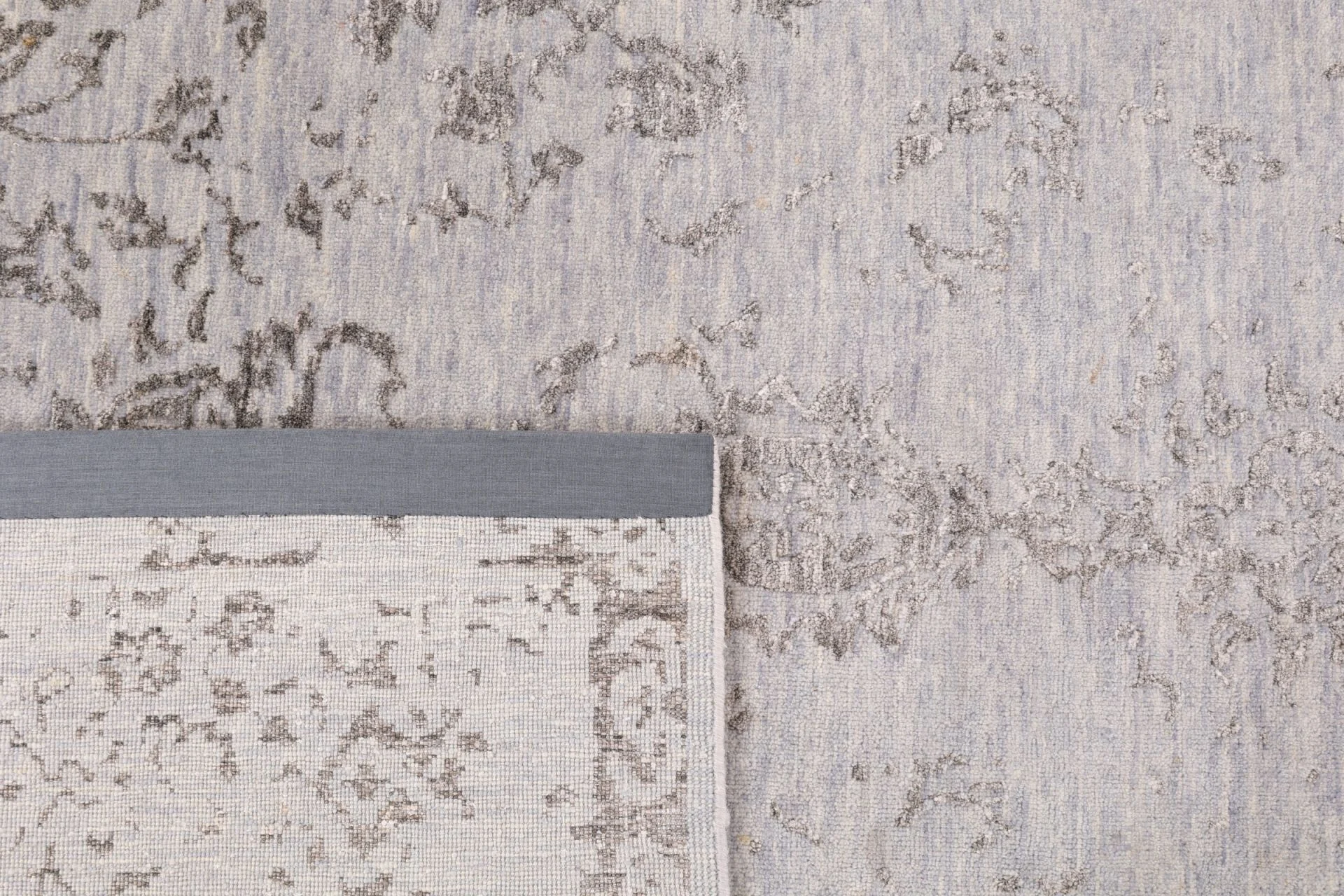 Orientteppich 239 × 309 cm aus Wolle & Seide, handgeknüpft