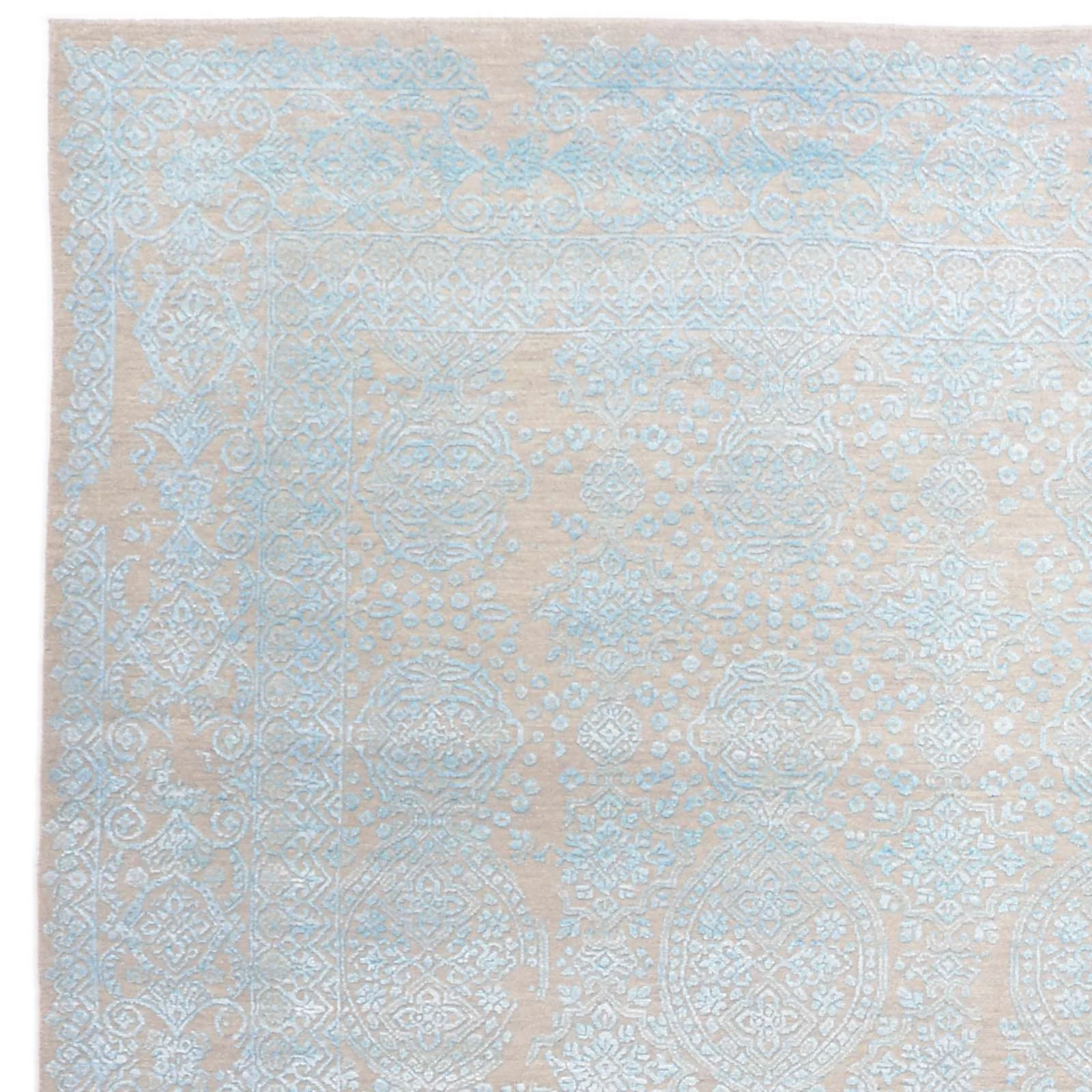 Orientteppich 241 × 304 cm aus Wolle & Seide, handgeknüpft
