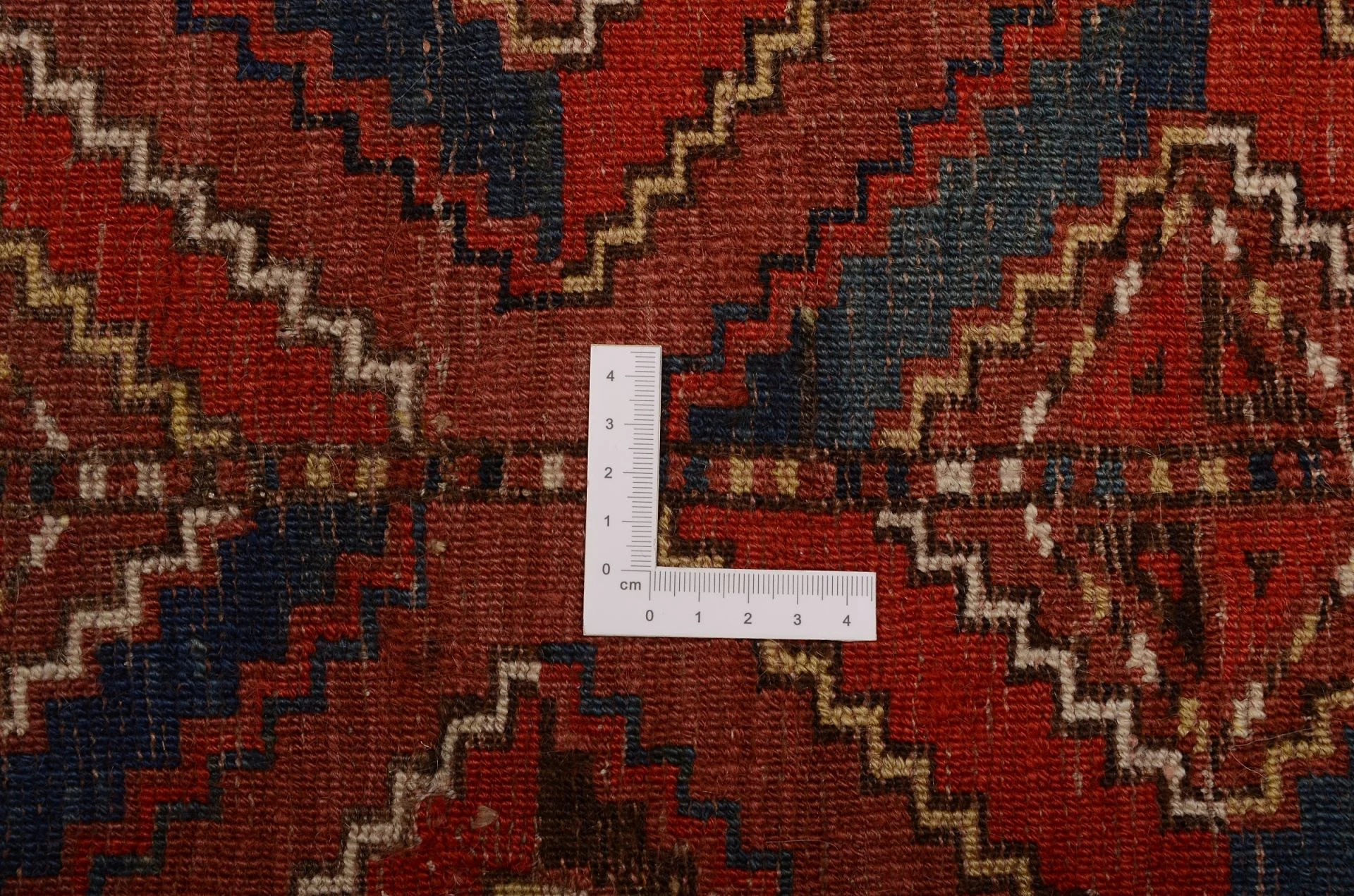 Orientteppich 200 × 260 cm aus Wolle, handgeknüpft