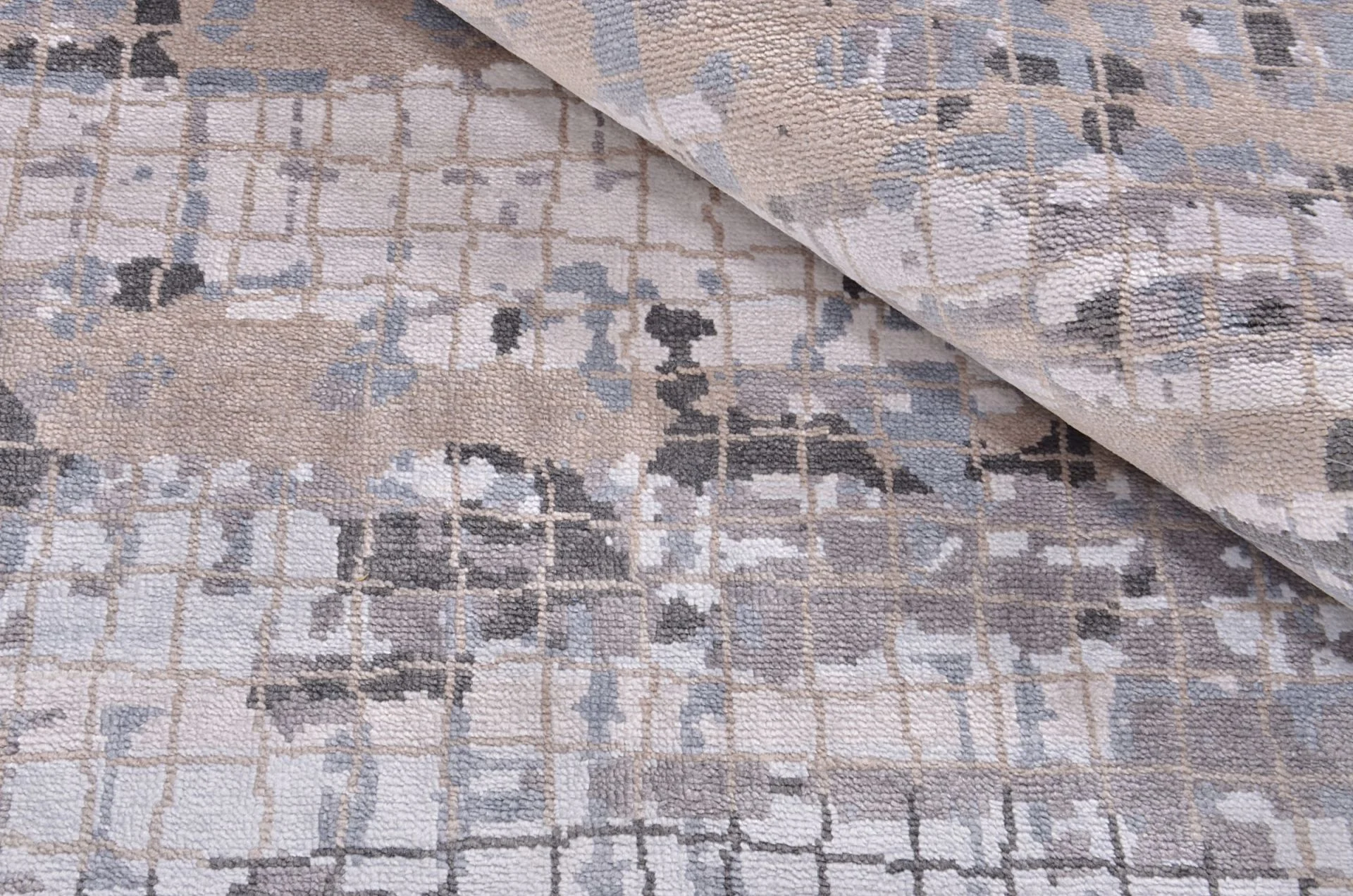 Orientteppich aus Indien, 172 × 241 cm