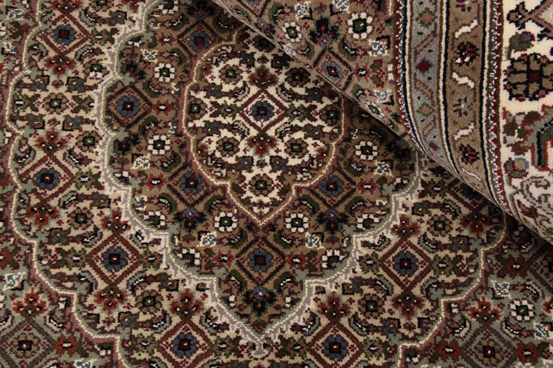 orientteppich-tabriz-170-x-240-cm-baumwolle-handgeknupft-fein-4 Handgeknüpfter Täbriz Orientteppich 170 × 240 cm