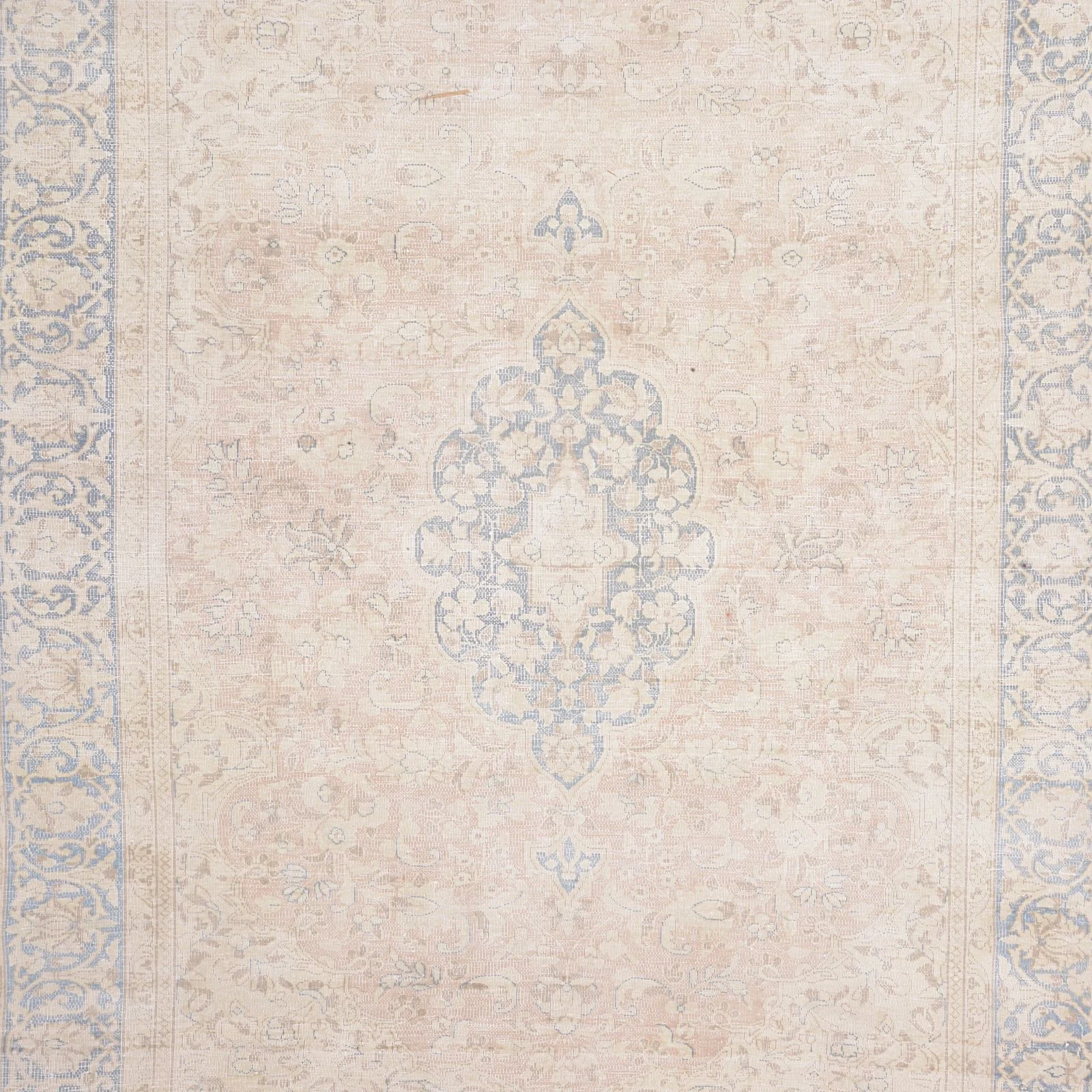 Orientteppich aus Pakistan, 263 × 202 cm