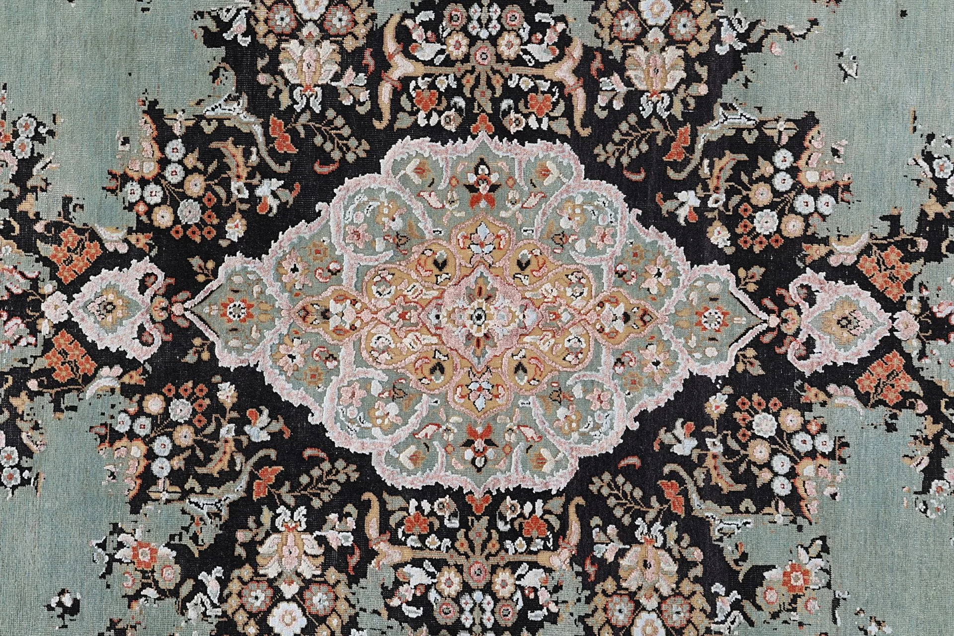 Handgeknüpfter Orientteppich 184 × 274 cm