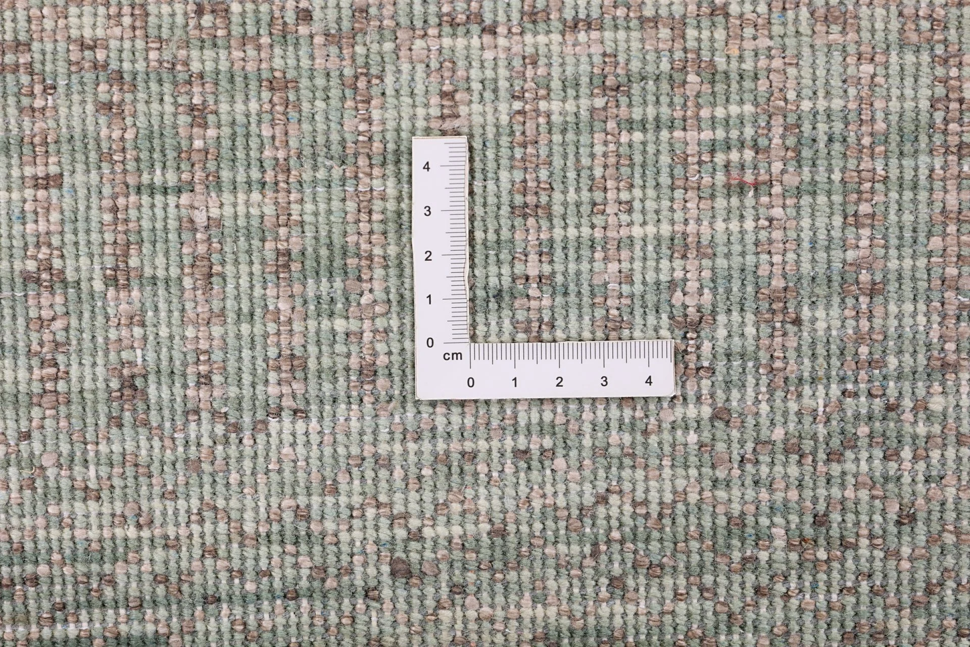 Orientteppich 276 × 374 cm aus Wolle & Seide, handgeknüpft