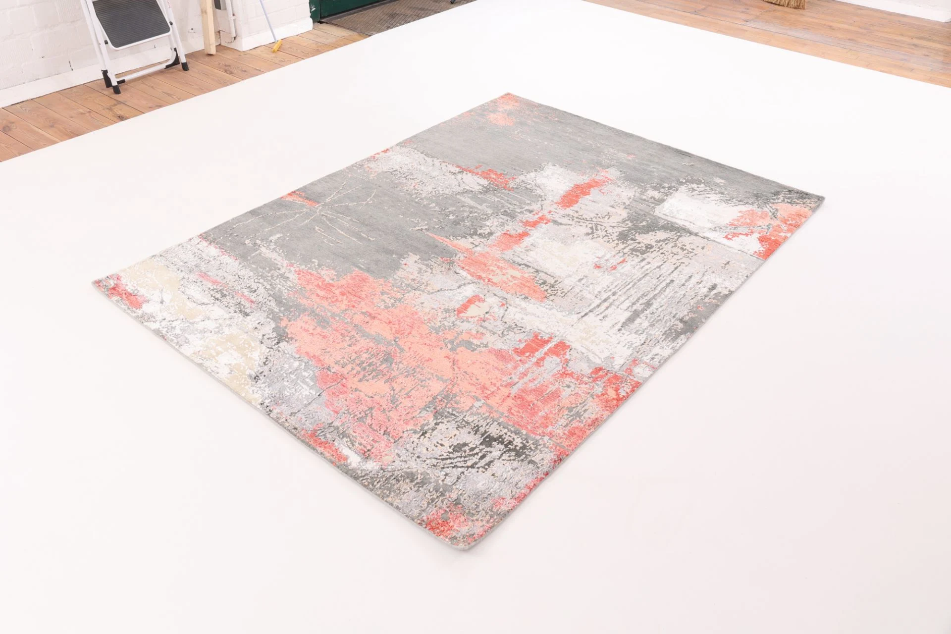 Orientteppich 173 × 241 cm aus Wolle & Seide, handgeknüpft
