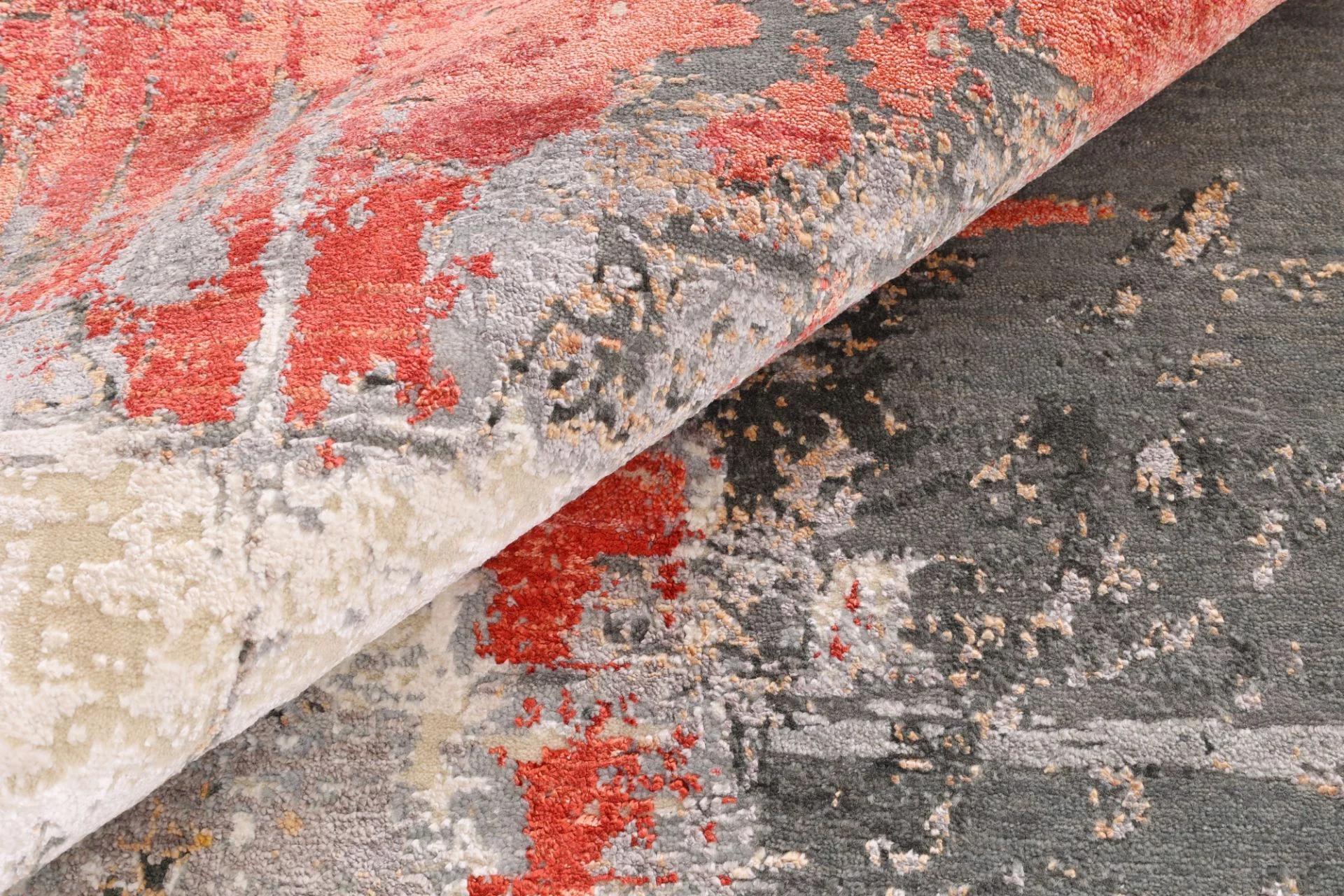 Orientteppich 173 × 241 cm aus Wolle & Seide, handgeknüpft