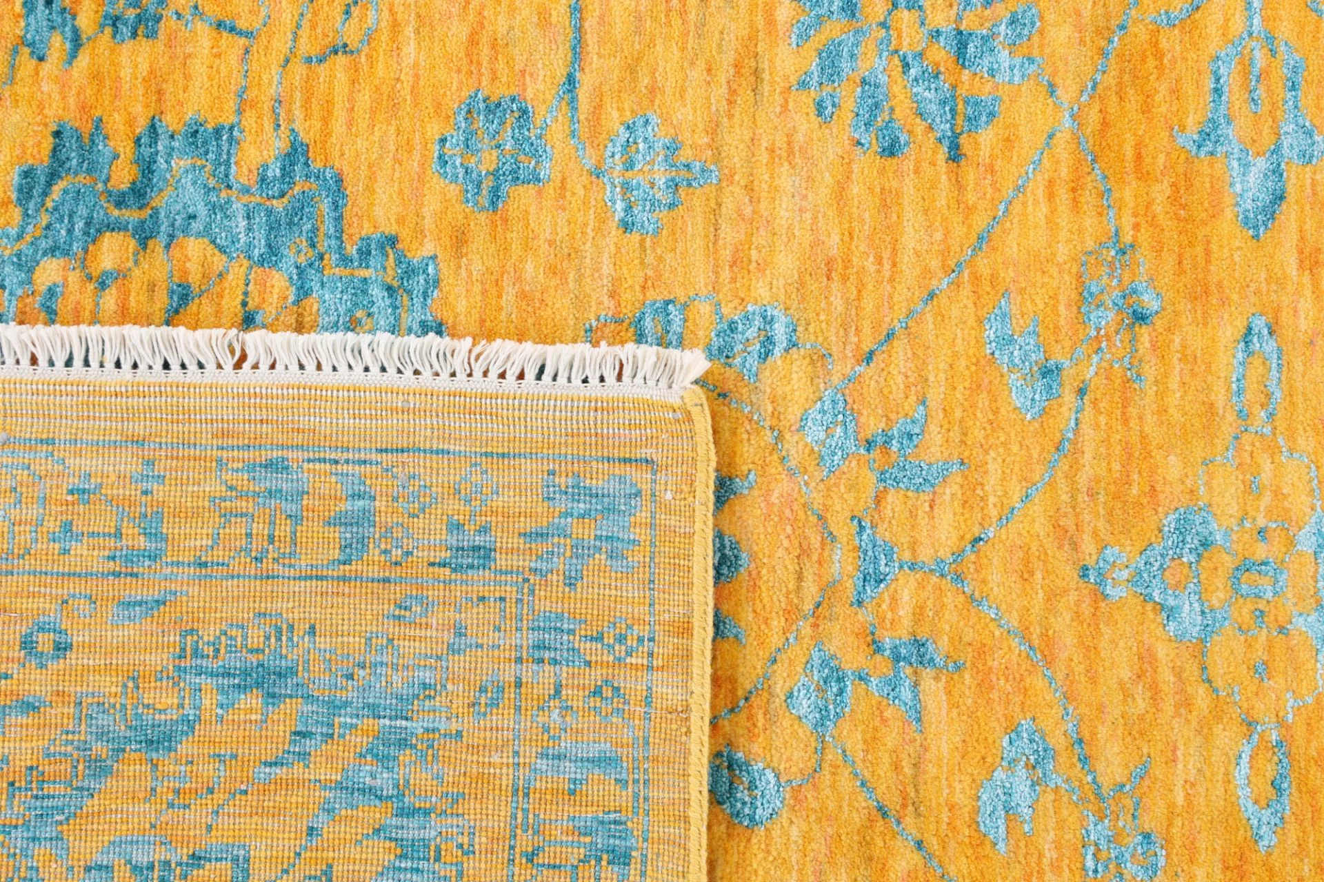 Orientteppich aus Indien, 245 × 303 cm