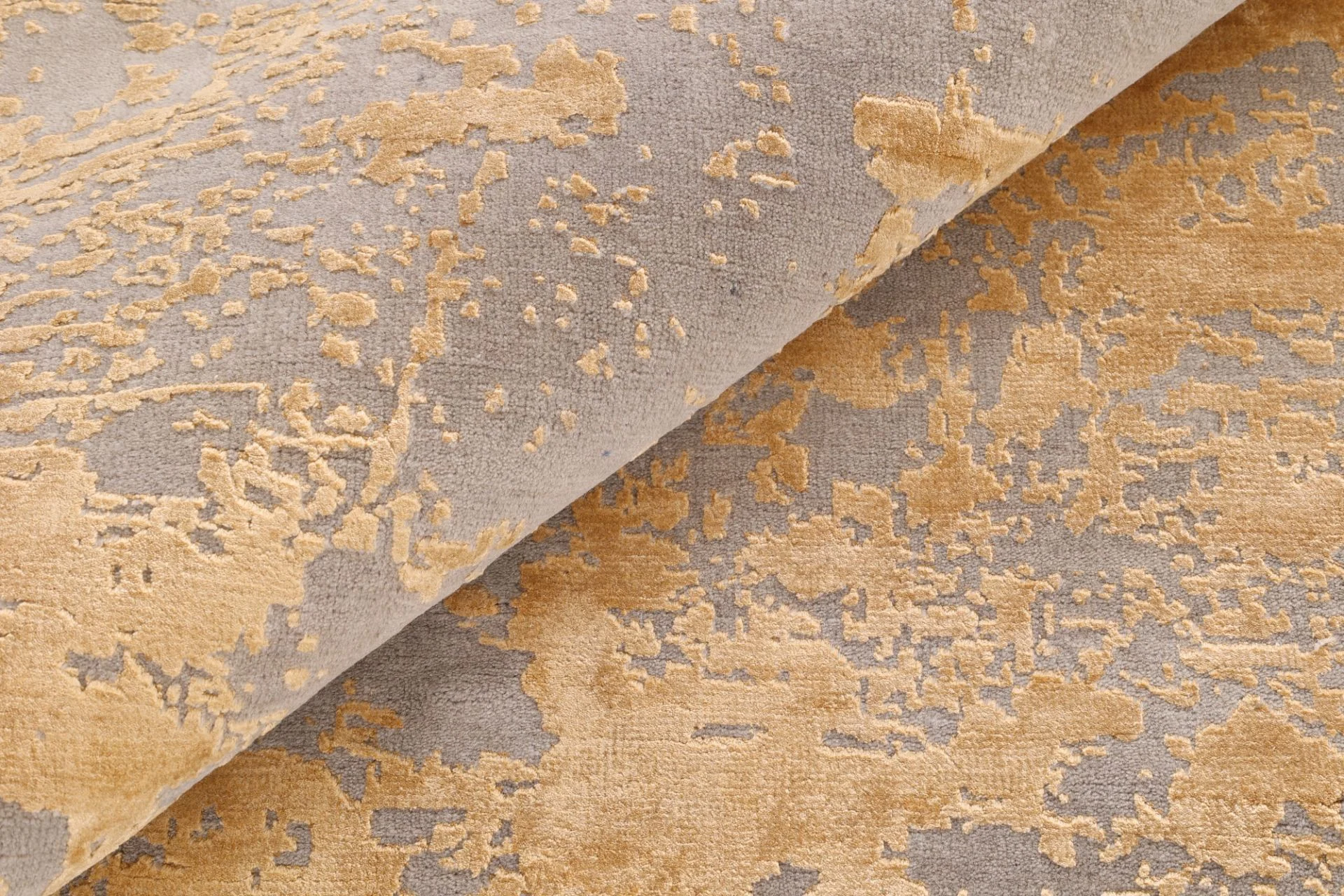 Orientteppich aus Indien, 242 × 171 cm