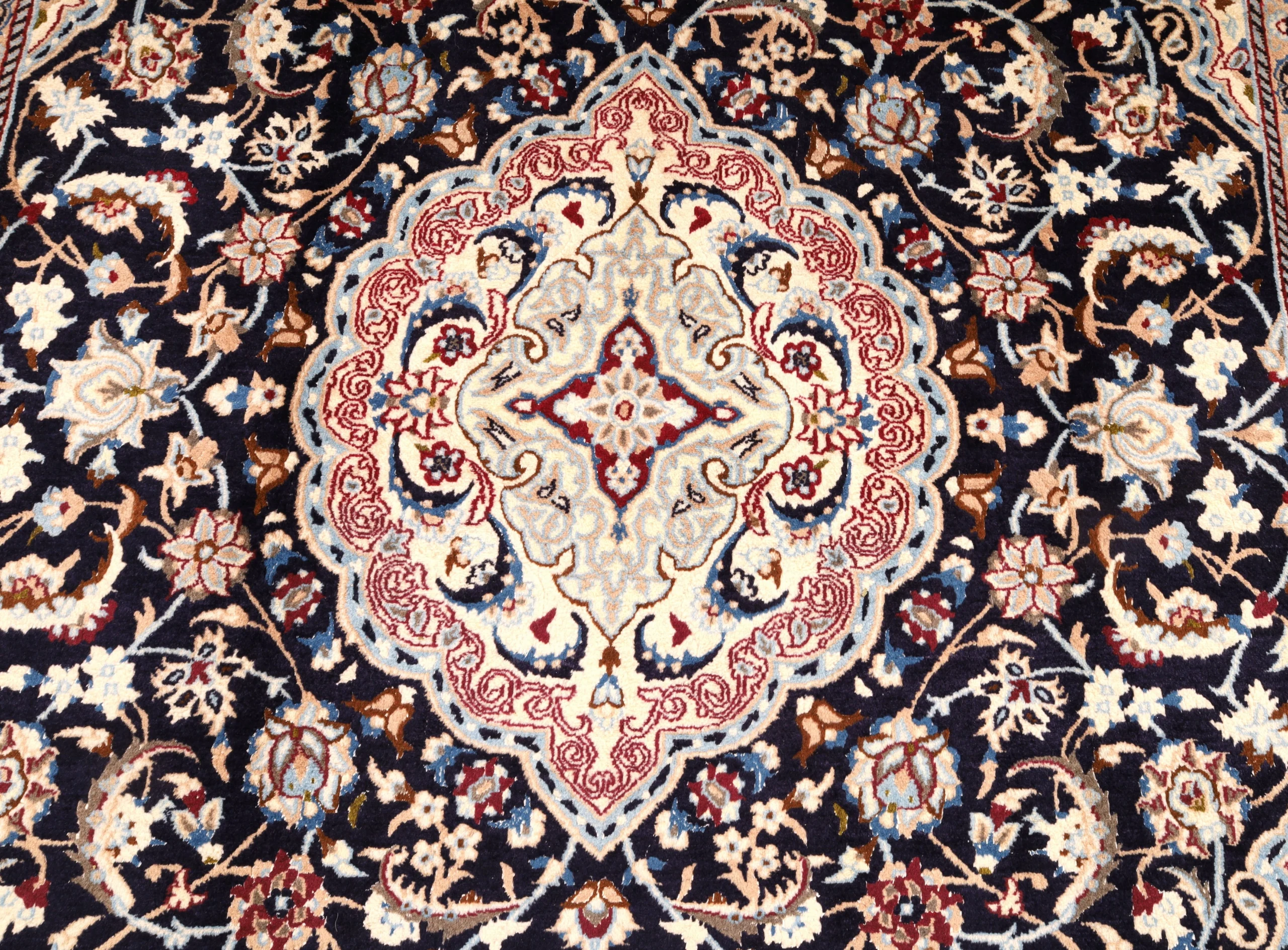 Nain Perserteppich 295 × 198 cm aus Wolle, handgeknüpft