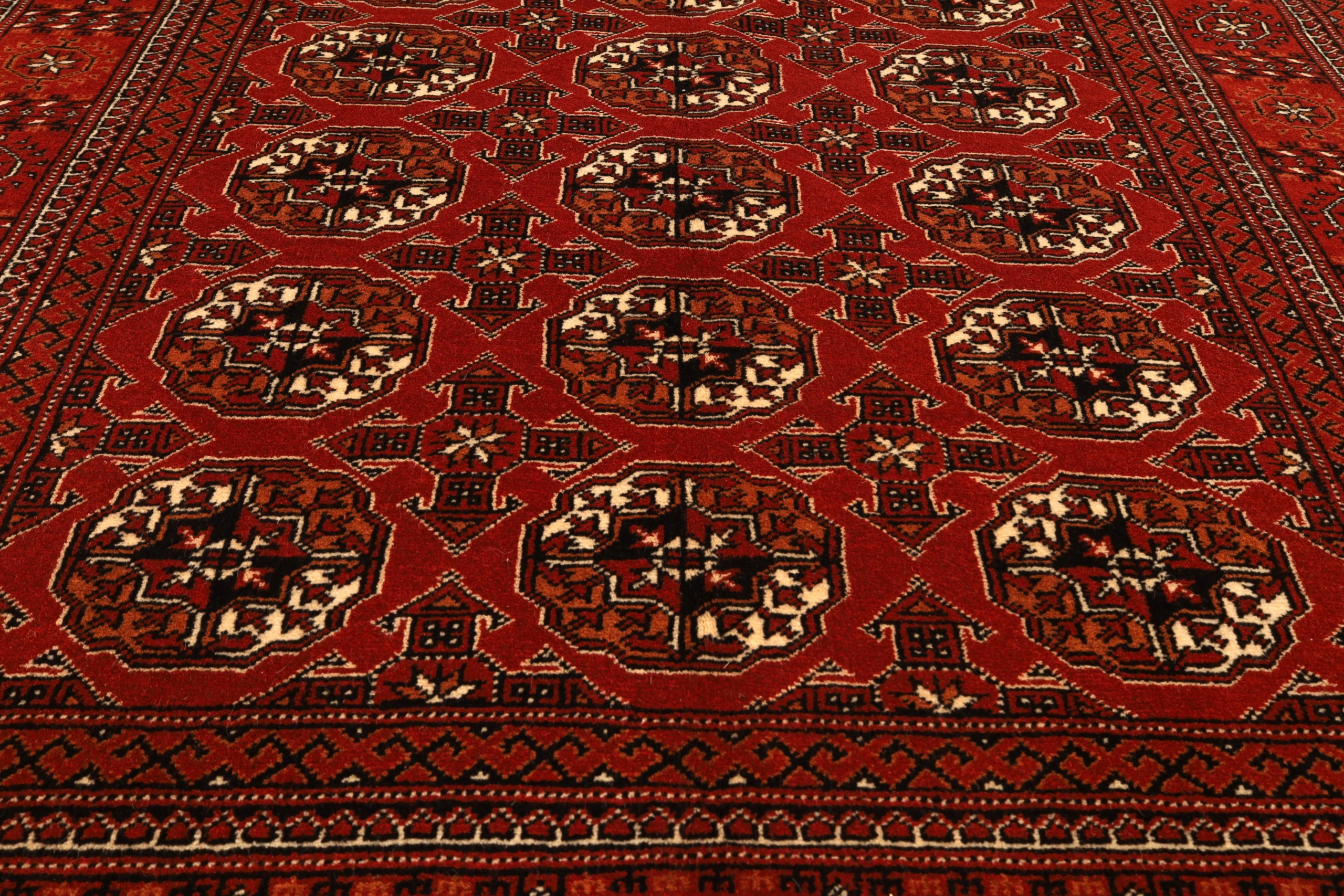 Handgeknüpfter Orientteppich 200 × 139 cm