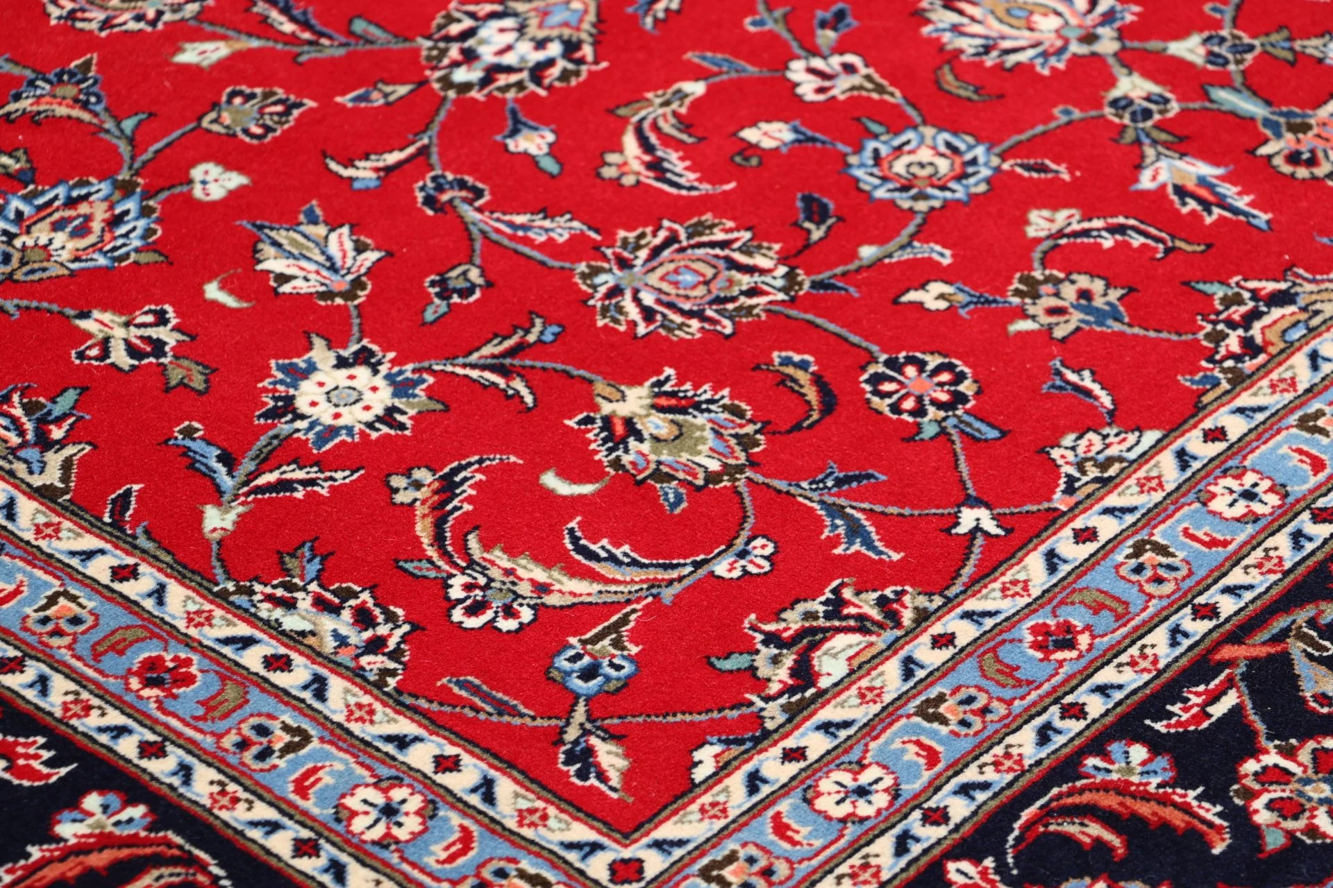 Kashan Perserteppich aus Iran, 192 × 307 cm