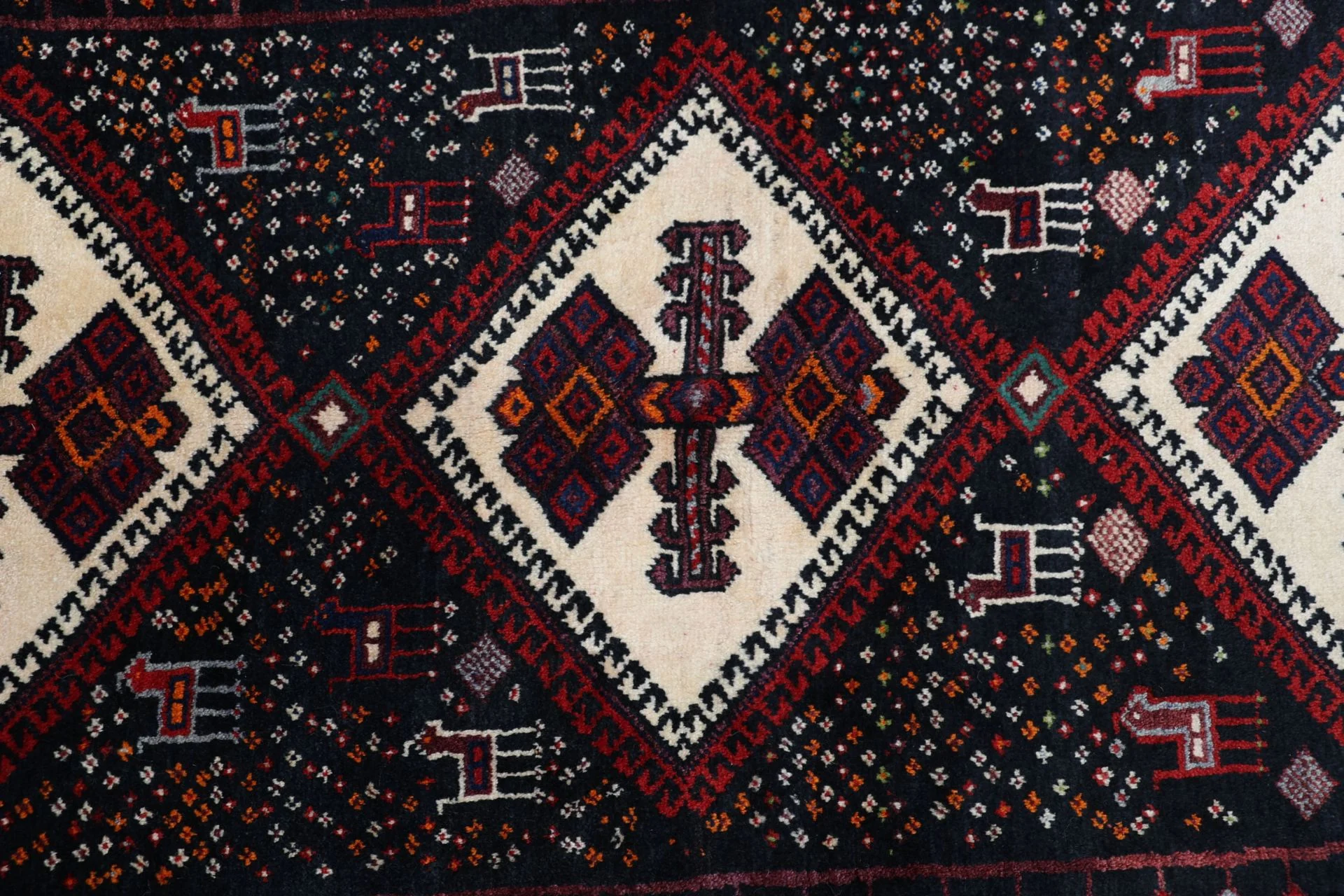 Handgeknüpfter Perserteppich, 180 × 240 cm, Wolle