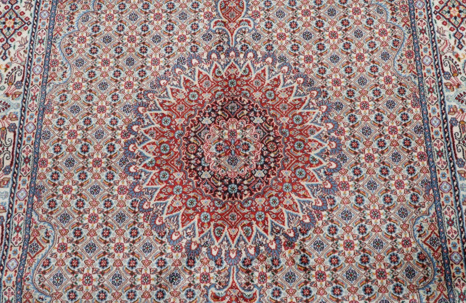 Handgeknüpfter Moud Perserteppich 145 × 197 cm