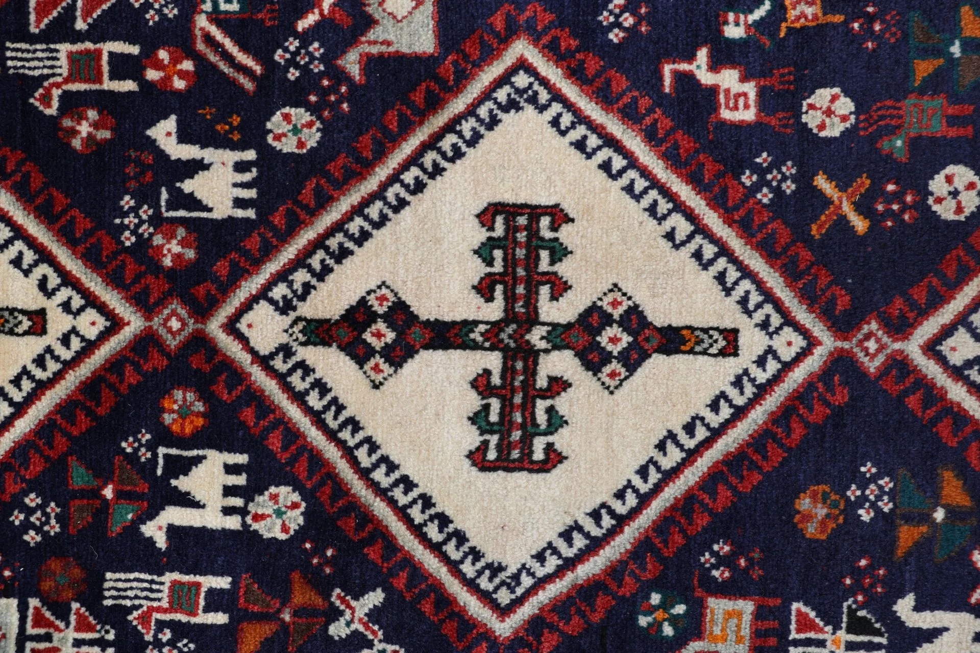 Perserteppich aus Iran, 162 × 250 cm