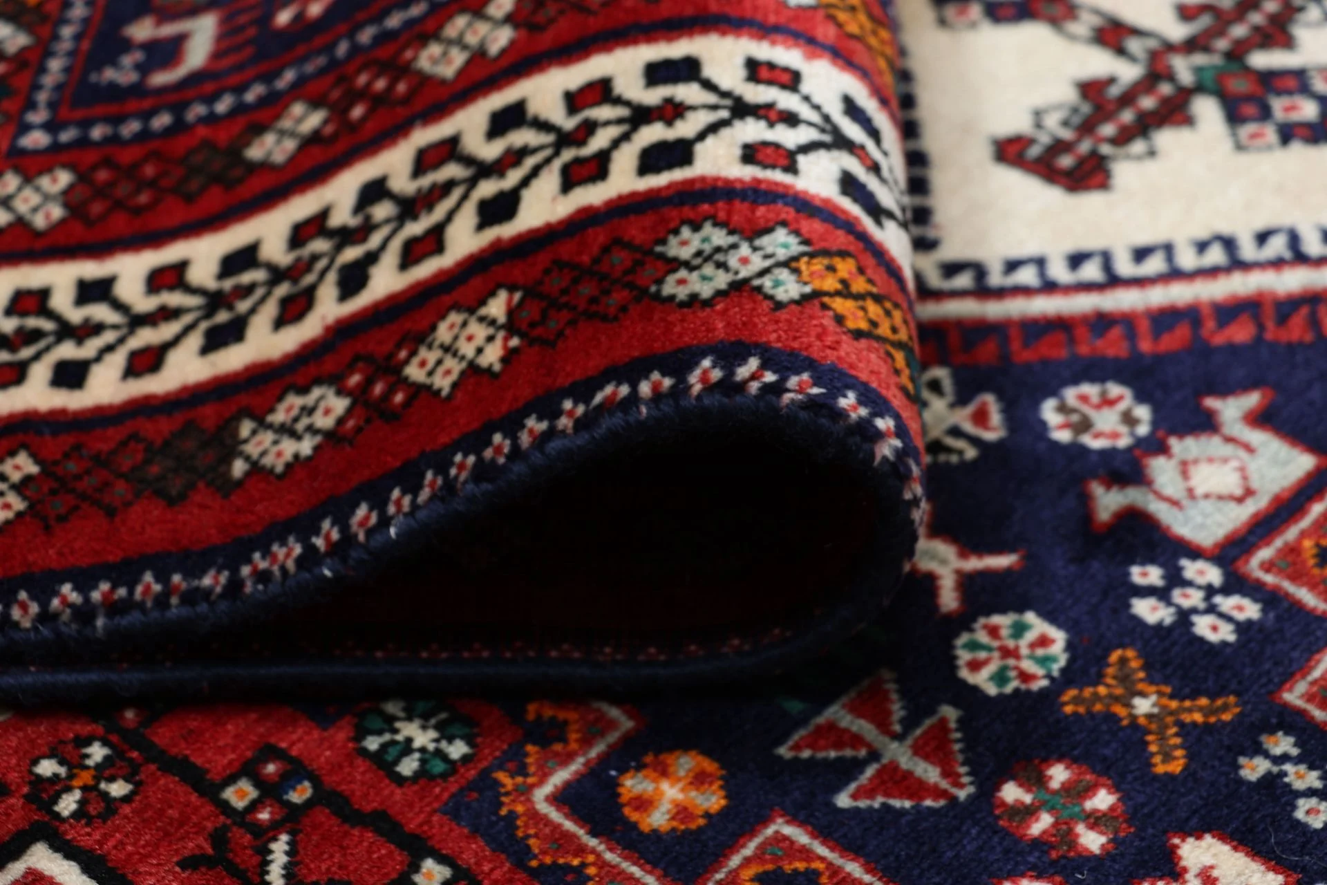 Perserteppich aus Iran, 162 × 250 cm