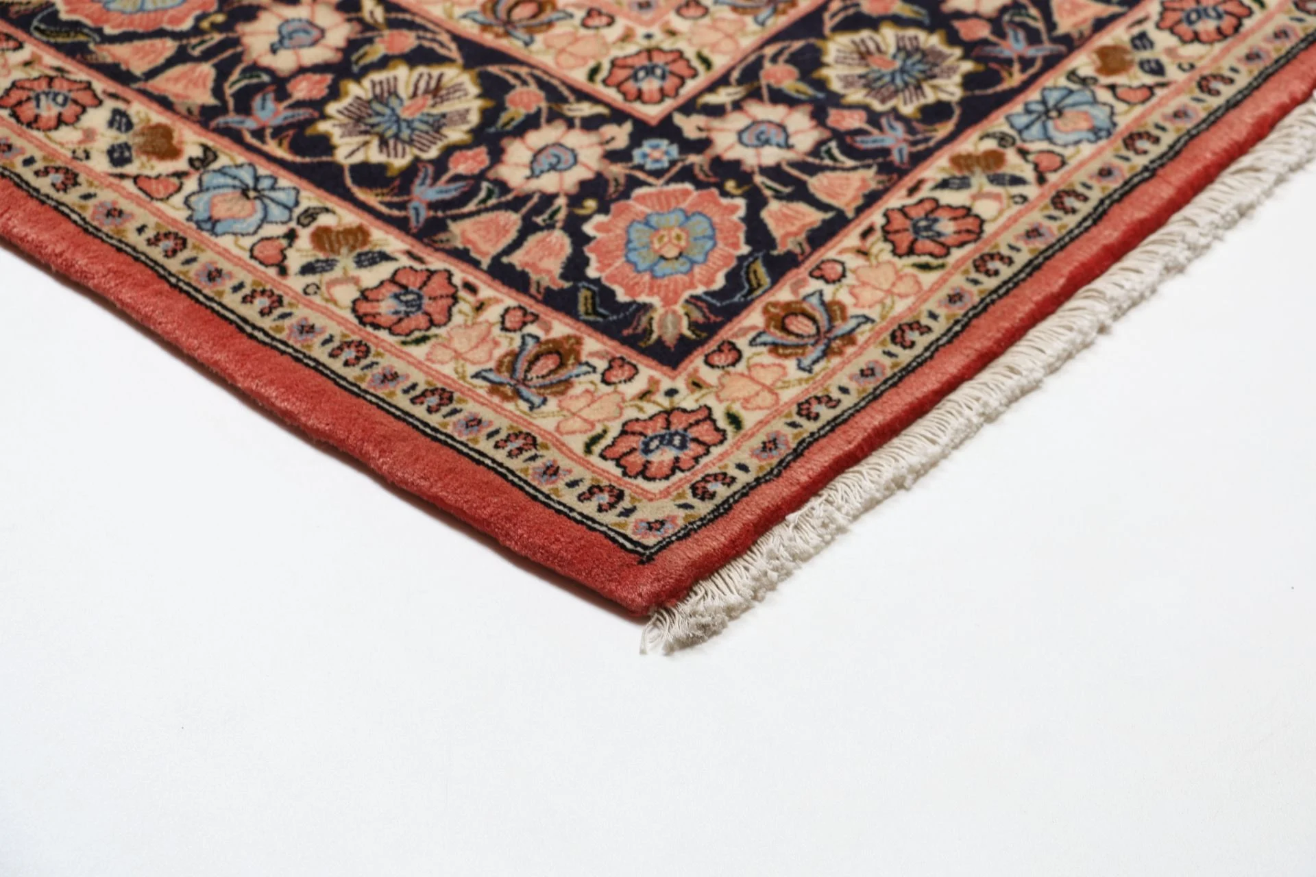 Perserteppich aus Iran, 215 × 320 cm