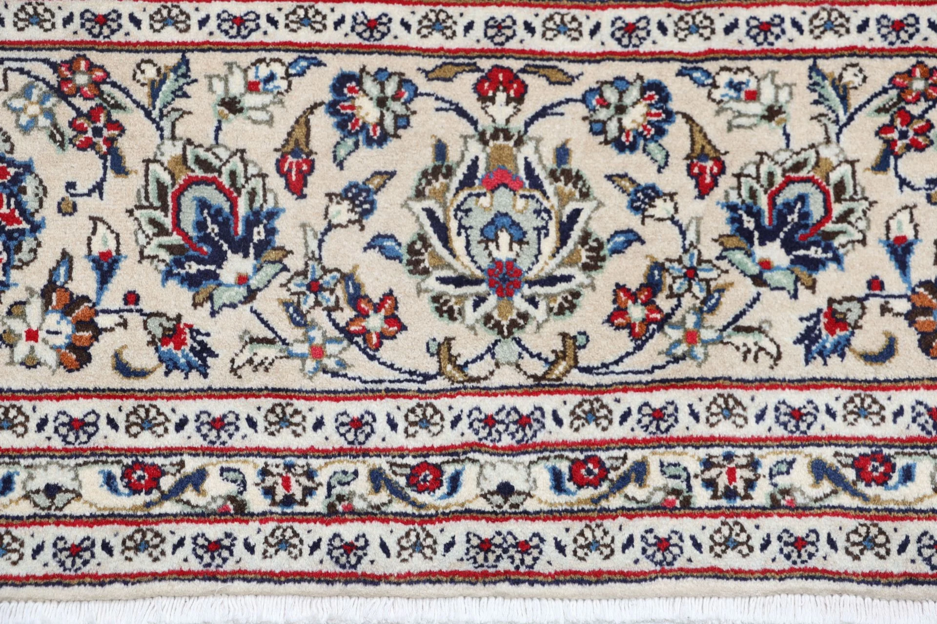 Kashan Perserteppich aus Iran, 253 × 353 cm