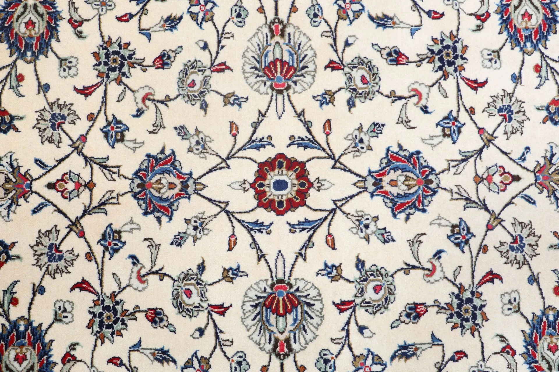 Kashan Perserteppich aus Iran, 253 × 353 cm