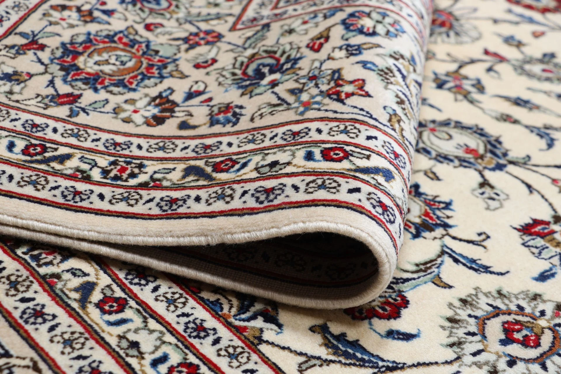 Kashan Perserteppich aus Iran, 253 × 353 cm