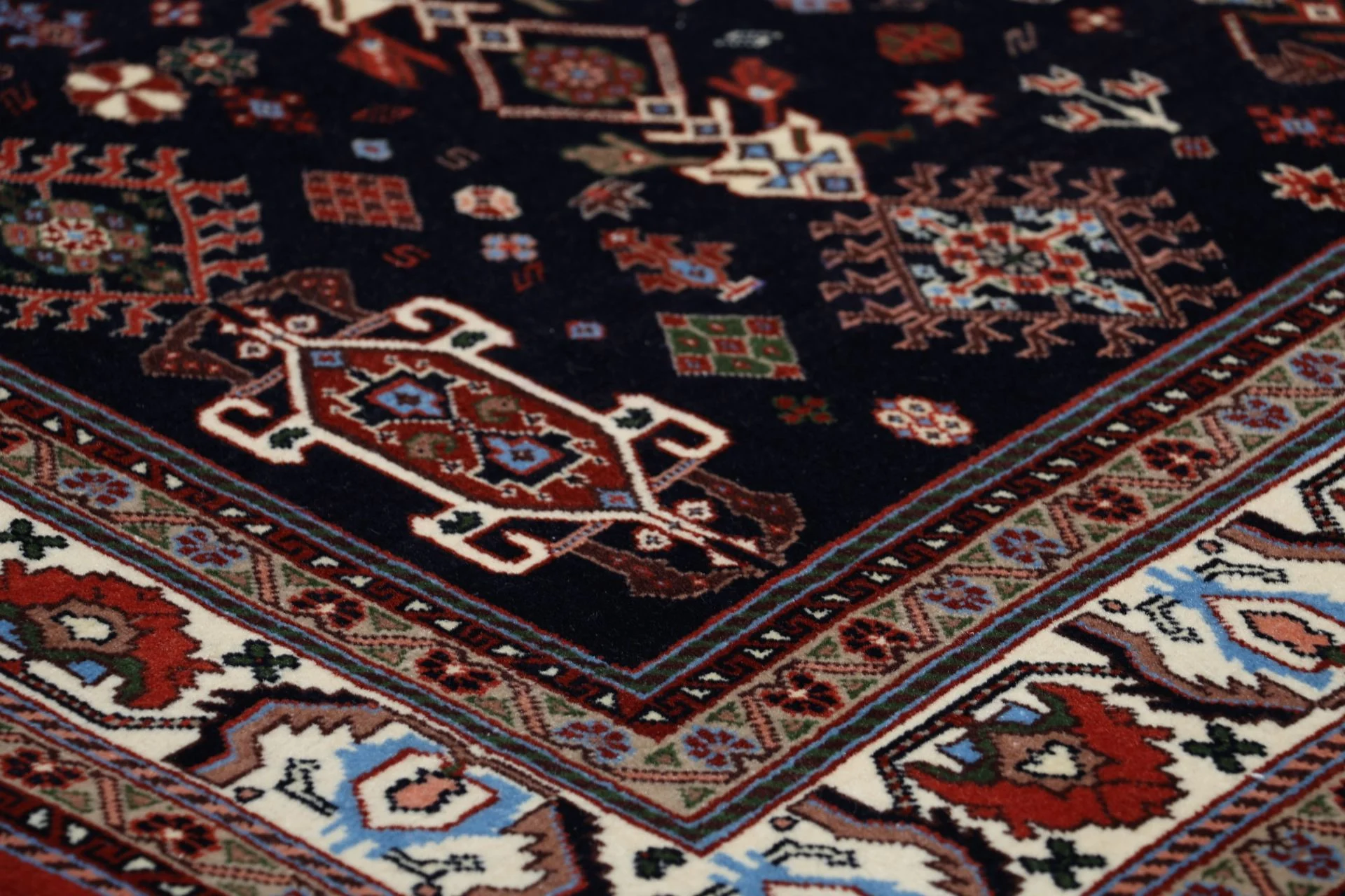Qashqai Perserteppich aus Iran, 173 × 250 cm