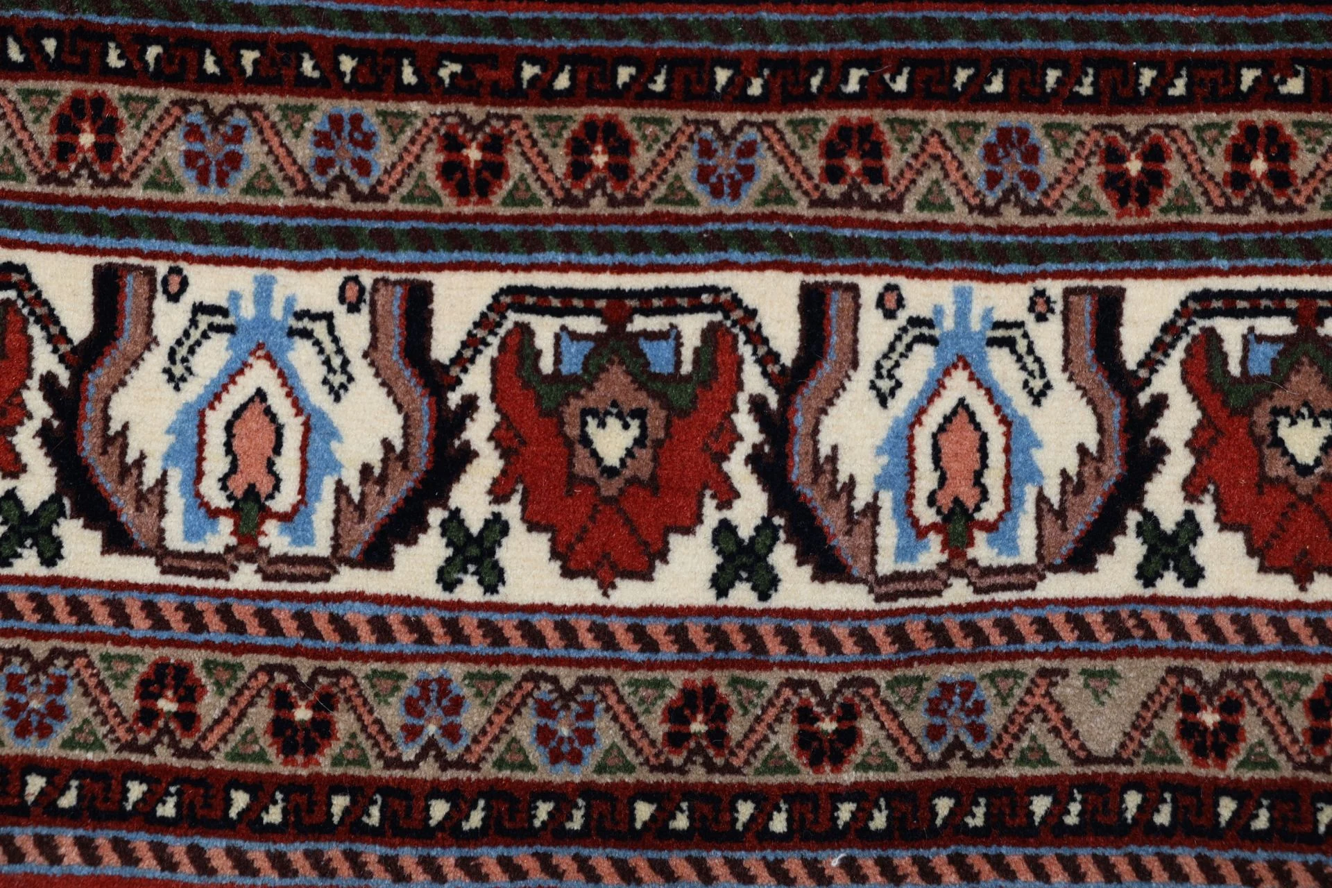 Qashqai Perserteppich aus Iran, 173 × 250 cm